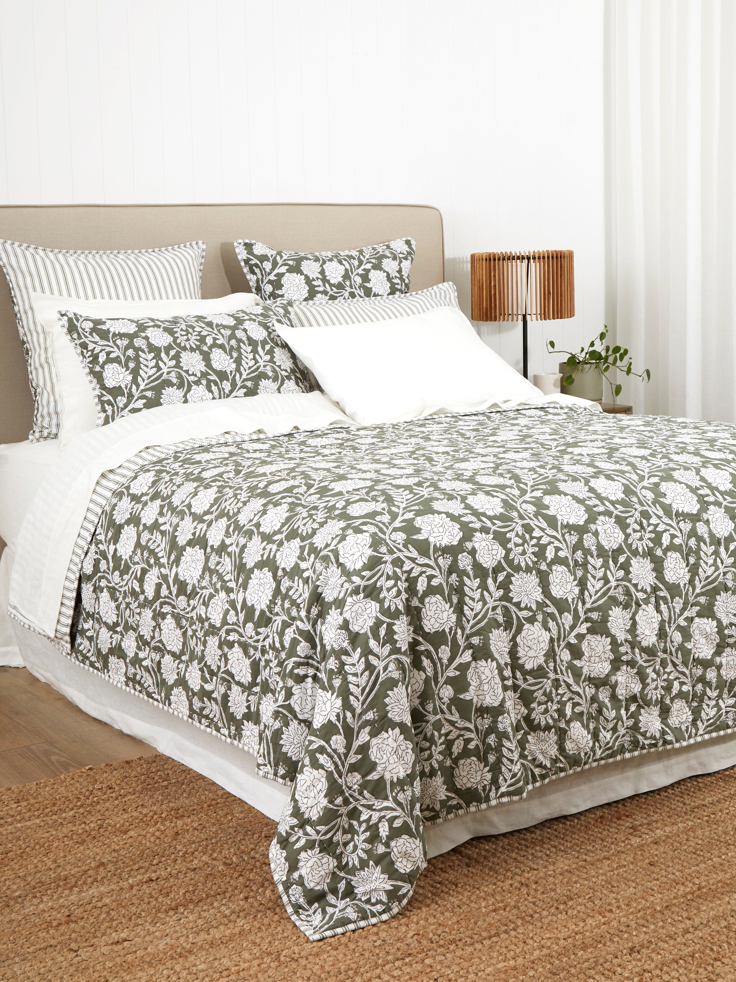 Elora Quilt | Green Floral-3