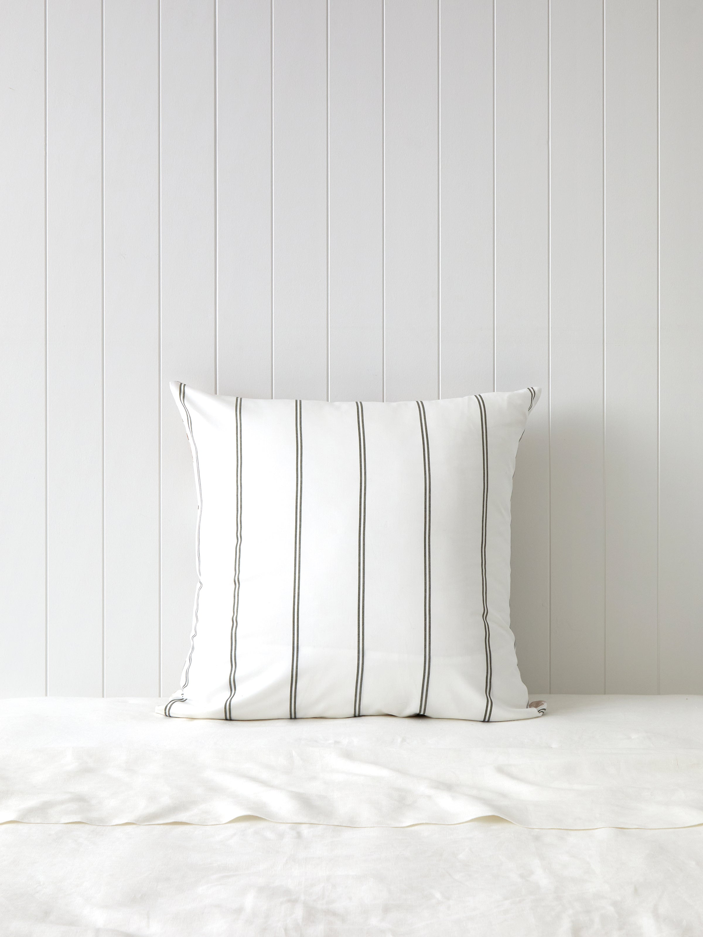 In Bloom European Pillowcase | Floral-3