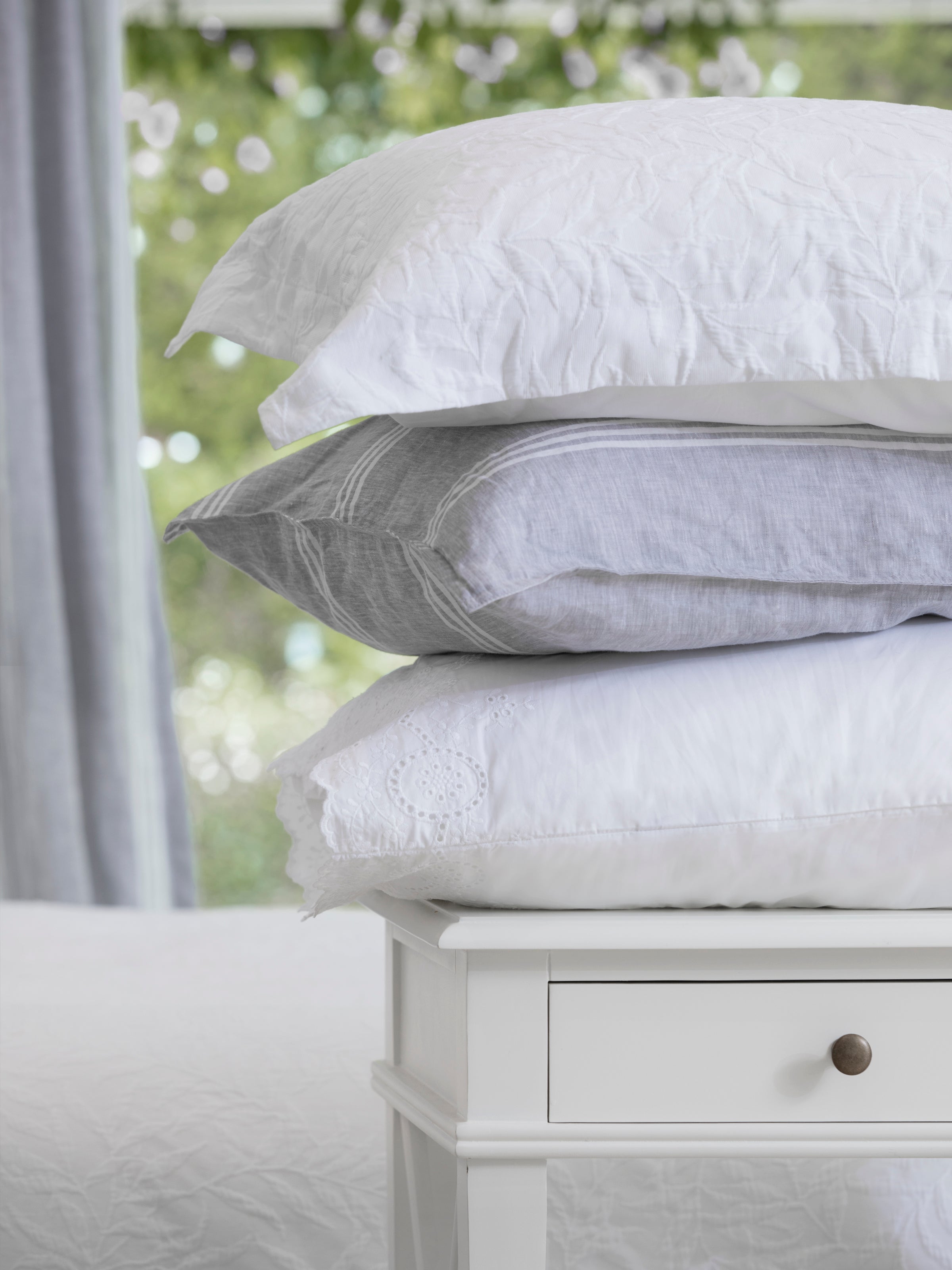 Laurel Oxford Pillowcase Set | White-3