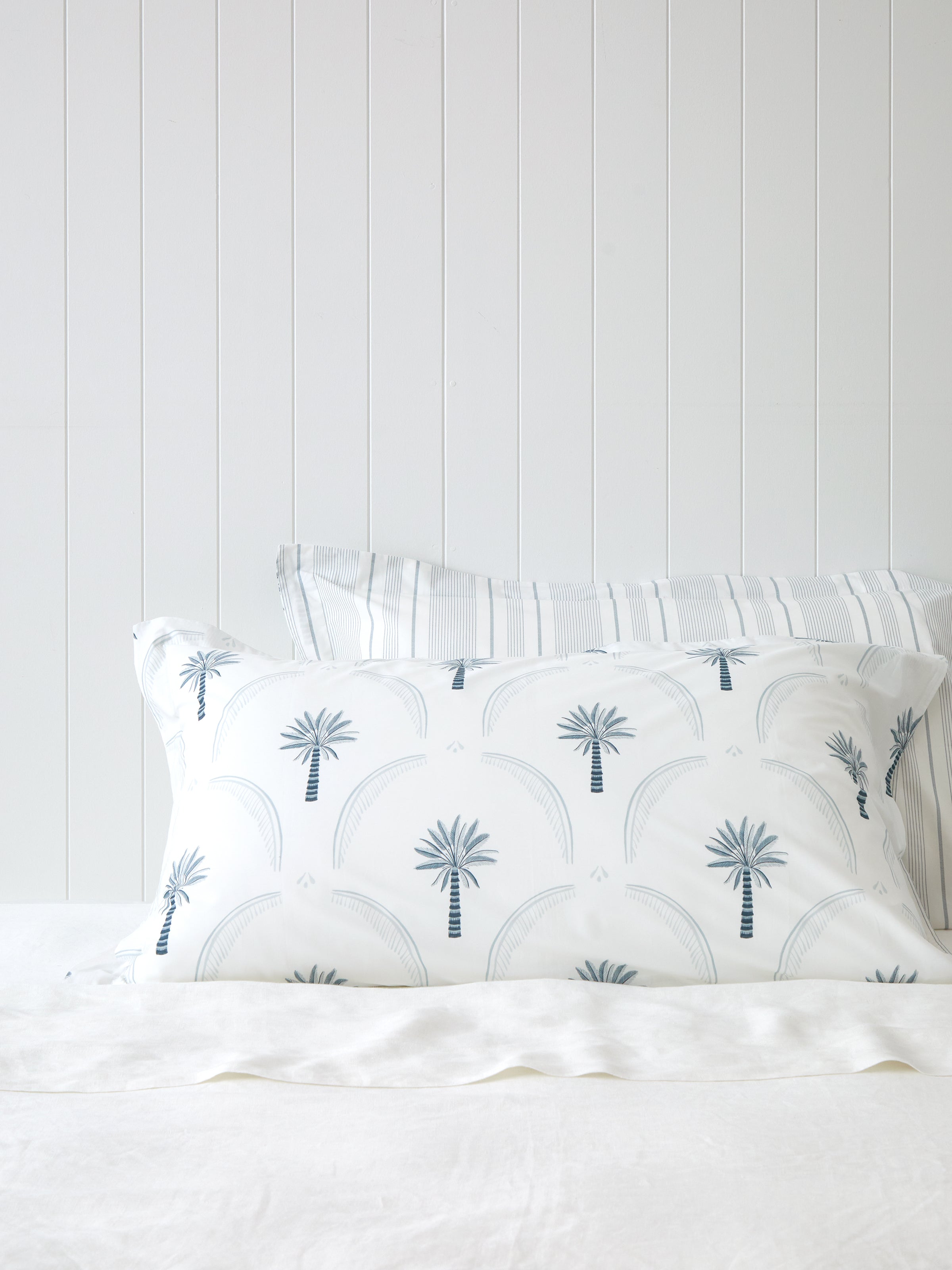 Maldives Lodge Pillowcase Set | Blue-1