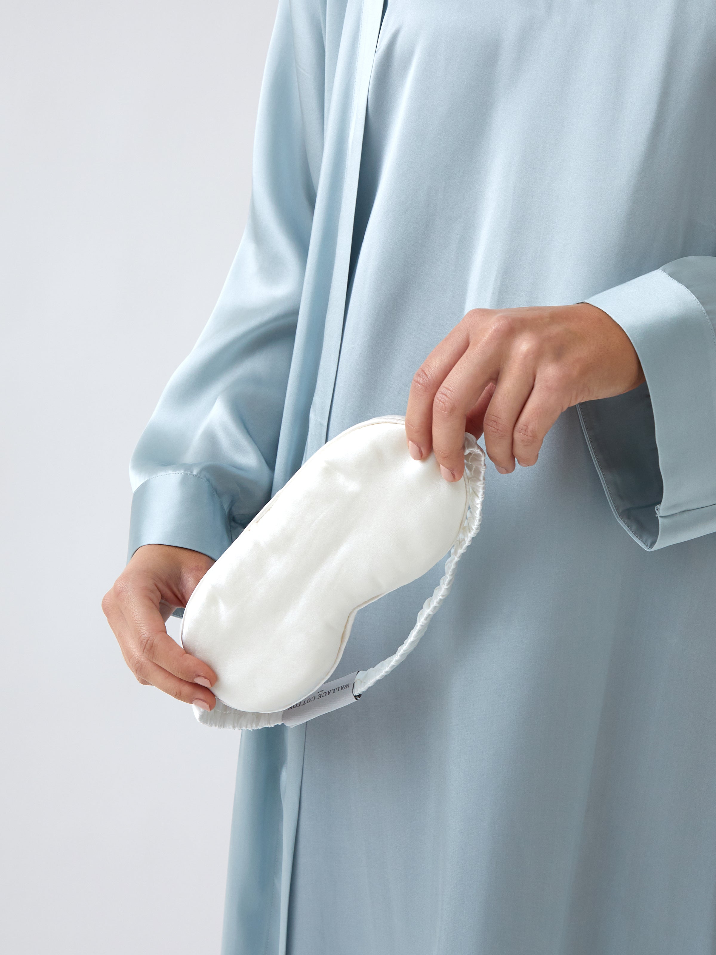 Silk Boxed Eye Mask | White-1