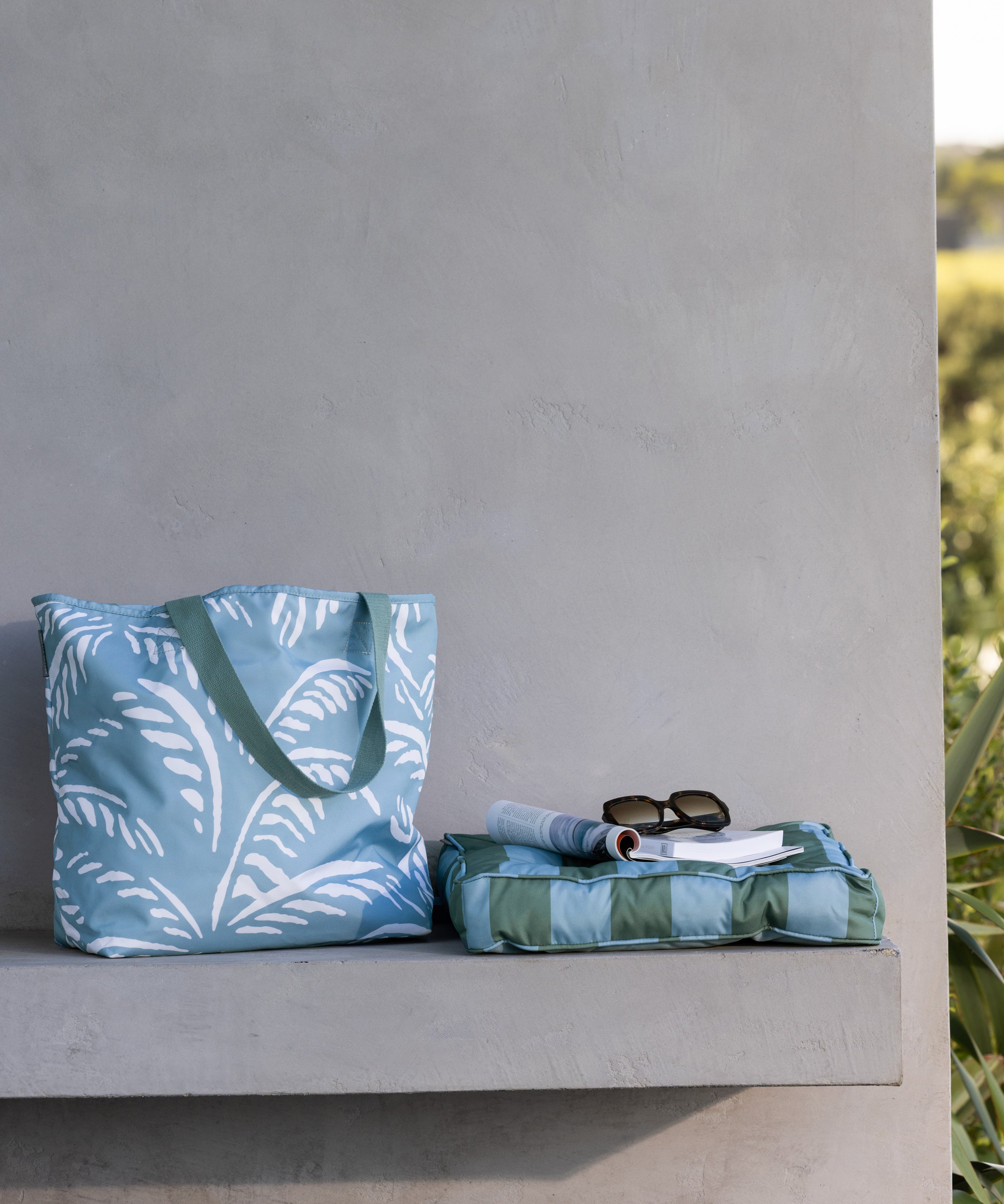 Alfresco Beach Bag | Palm Tree-2