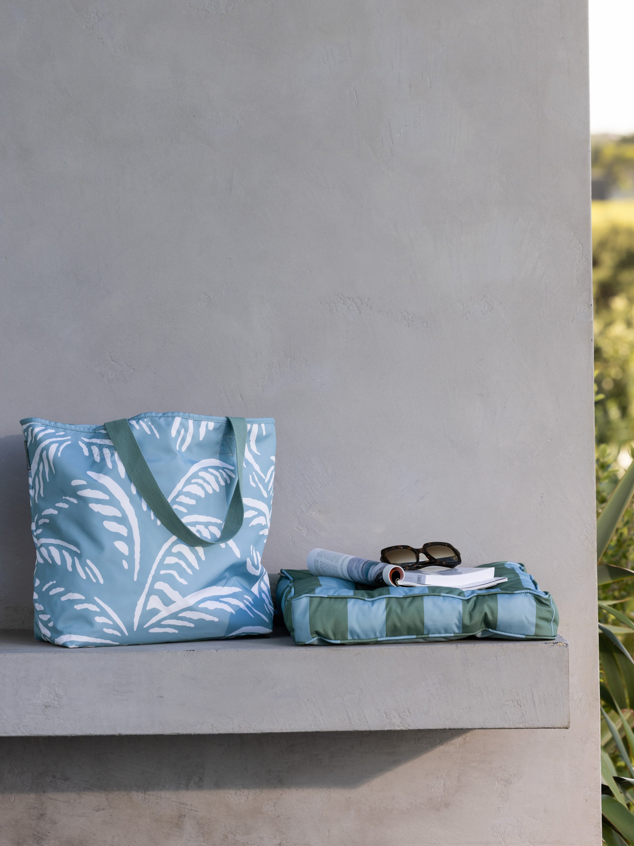 Alfresco Beach Bag | Palm Tree-2