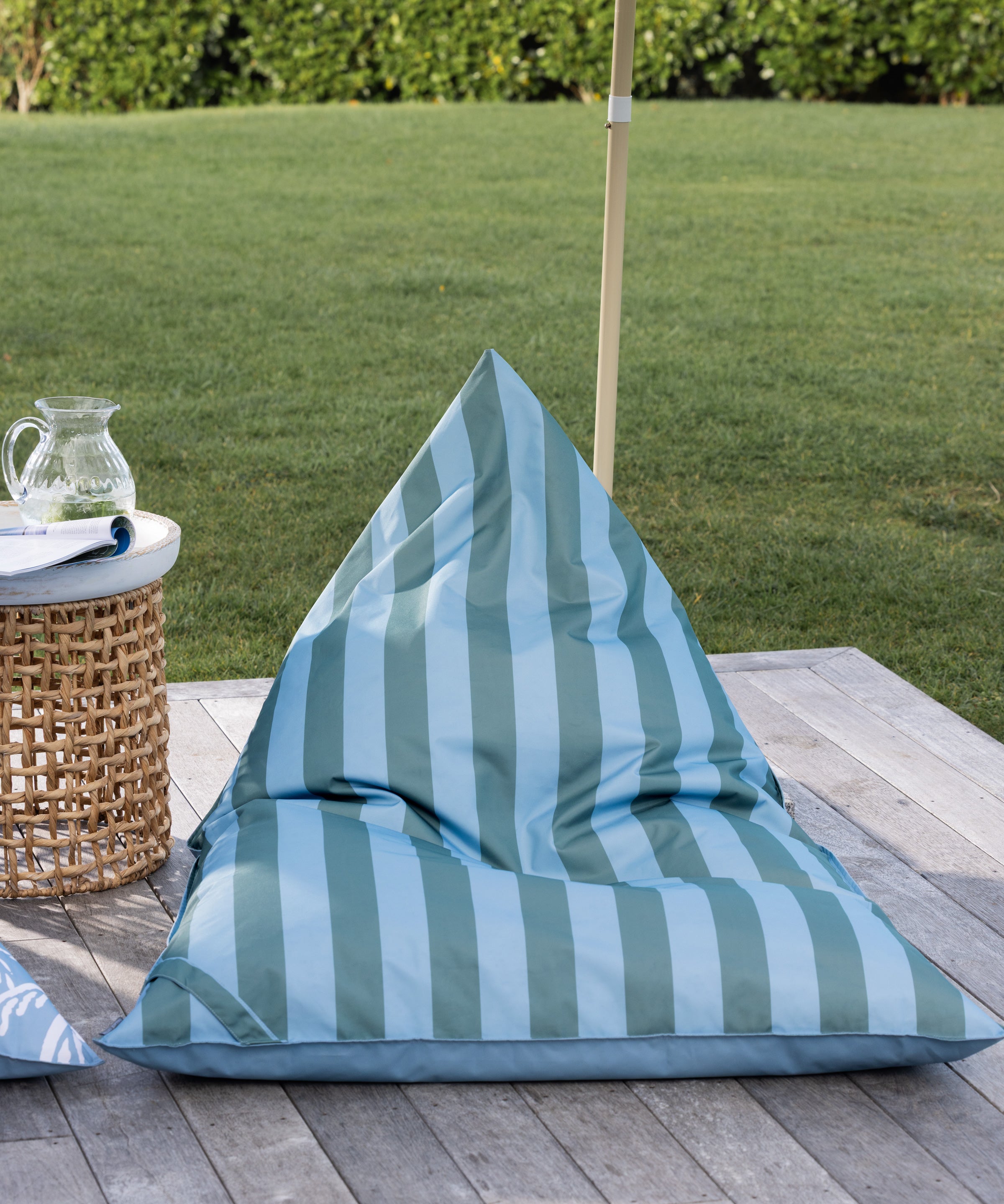 Alfresco Lounger Bean Bag | Green Stripe-2