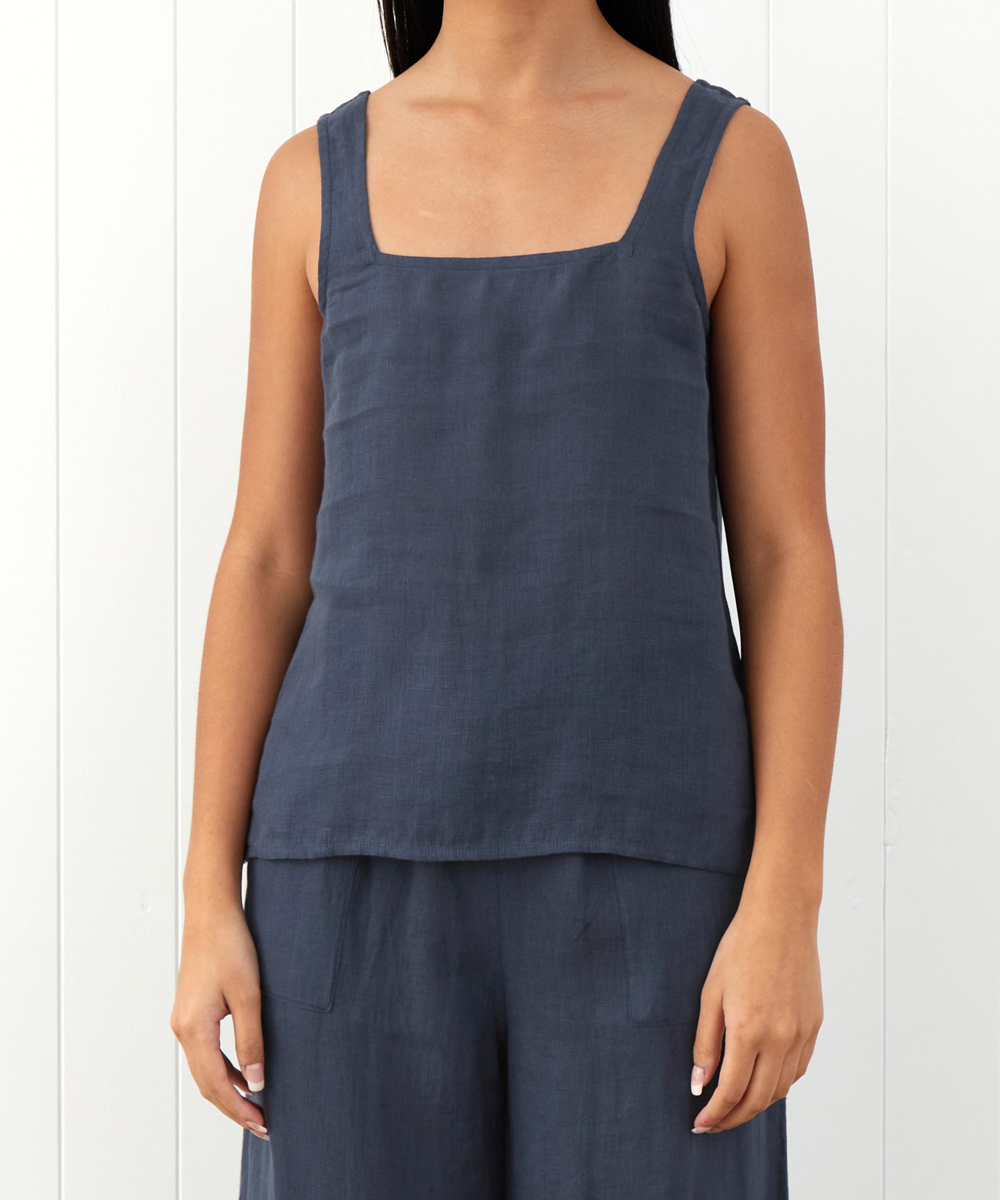 Amalfi Linen Singlet Top | Ink-1
