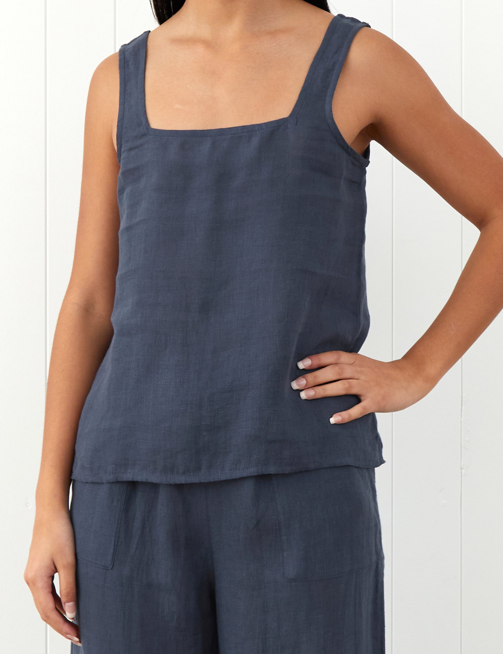 Amalfi Linen Singlet Top | Ink-3