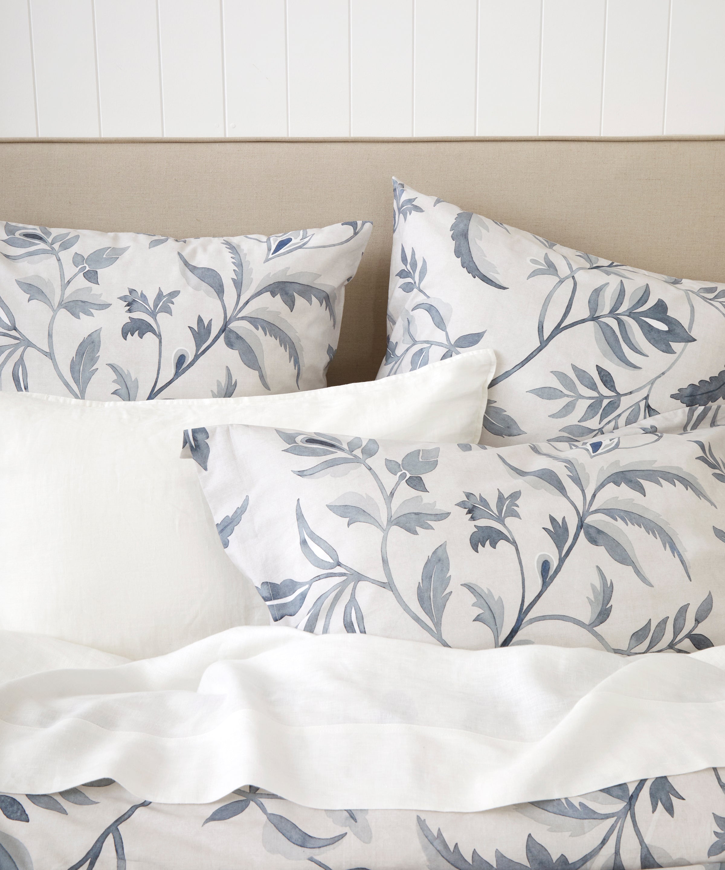 Antoinette Duvet Cover Set | Blue Leaf-2