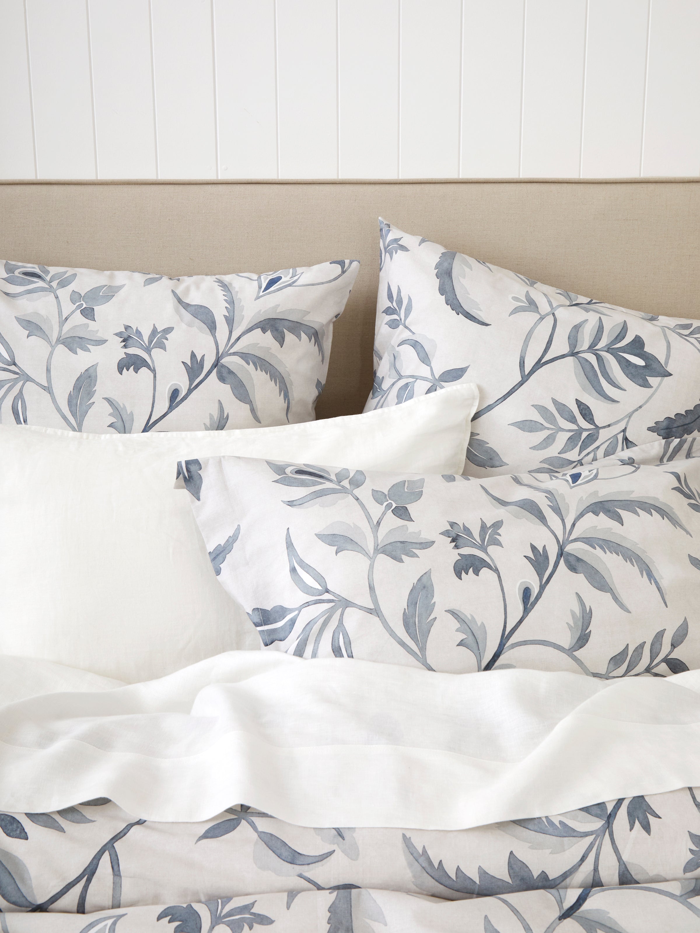 Antoinette Duvet Cover Set | Blue Leaf-2