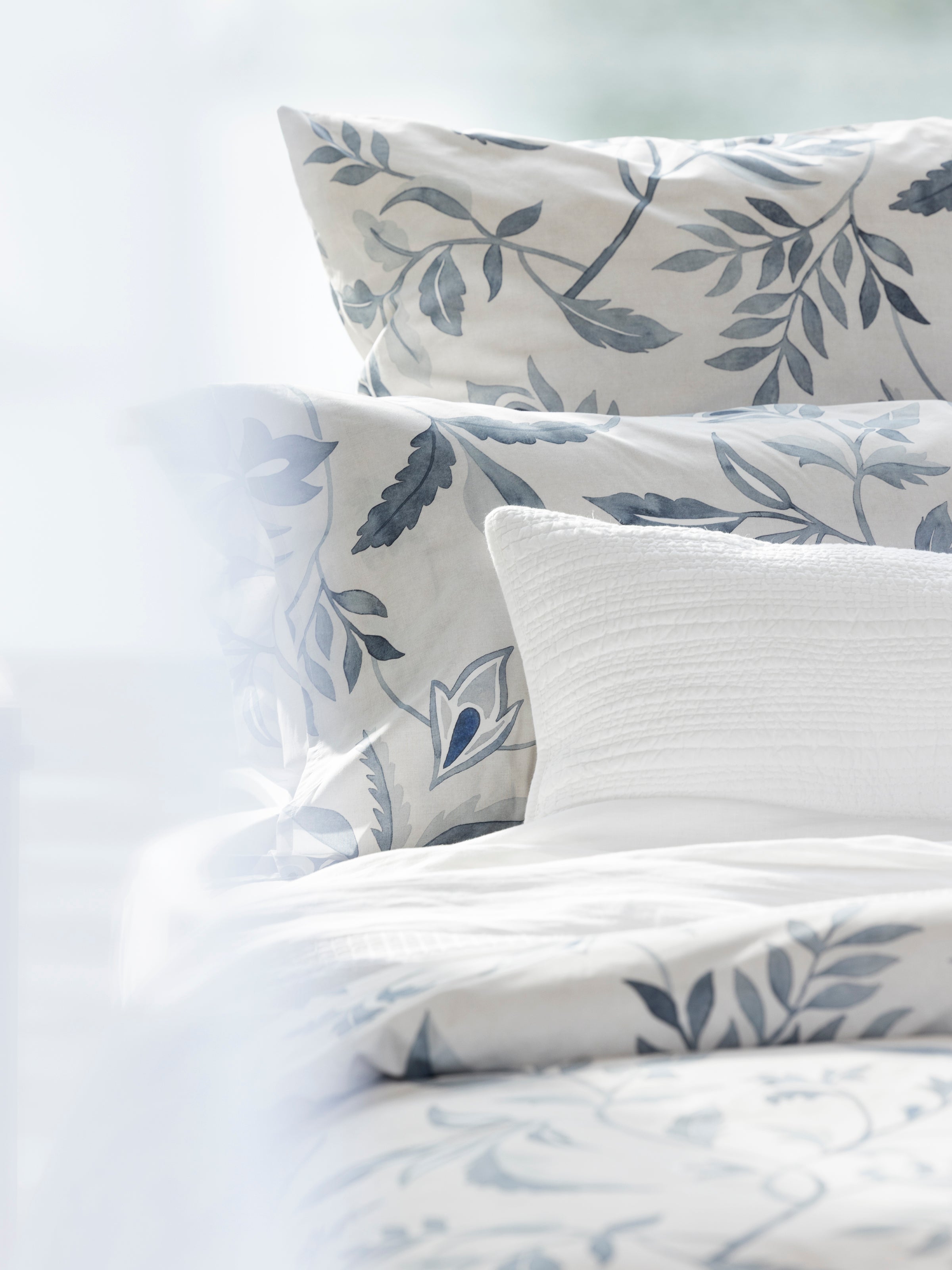 Antoinette Lodge Pillowcase Set | Blue Leaf-2