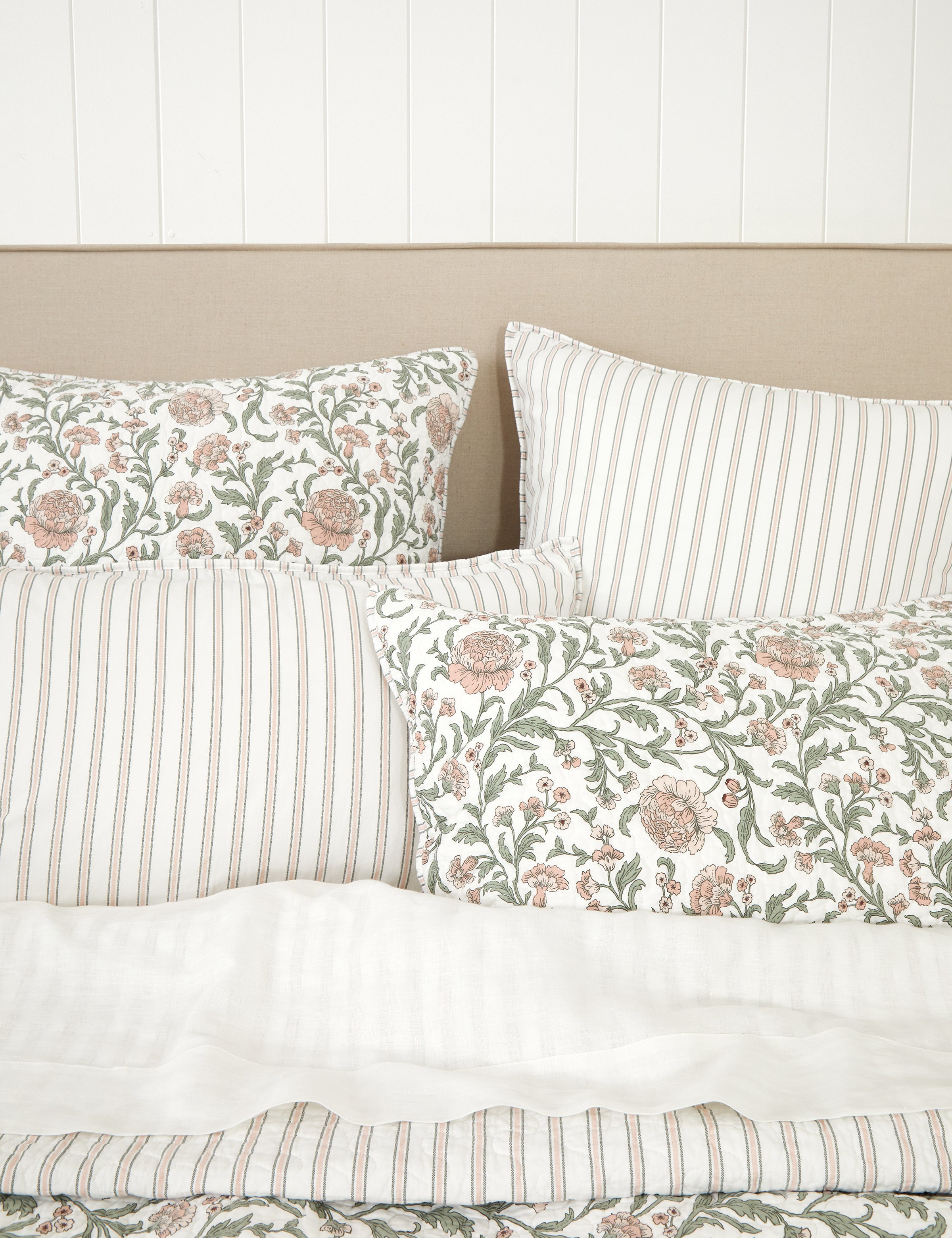 Arabella Quilt | Floral-2