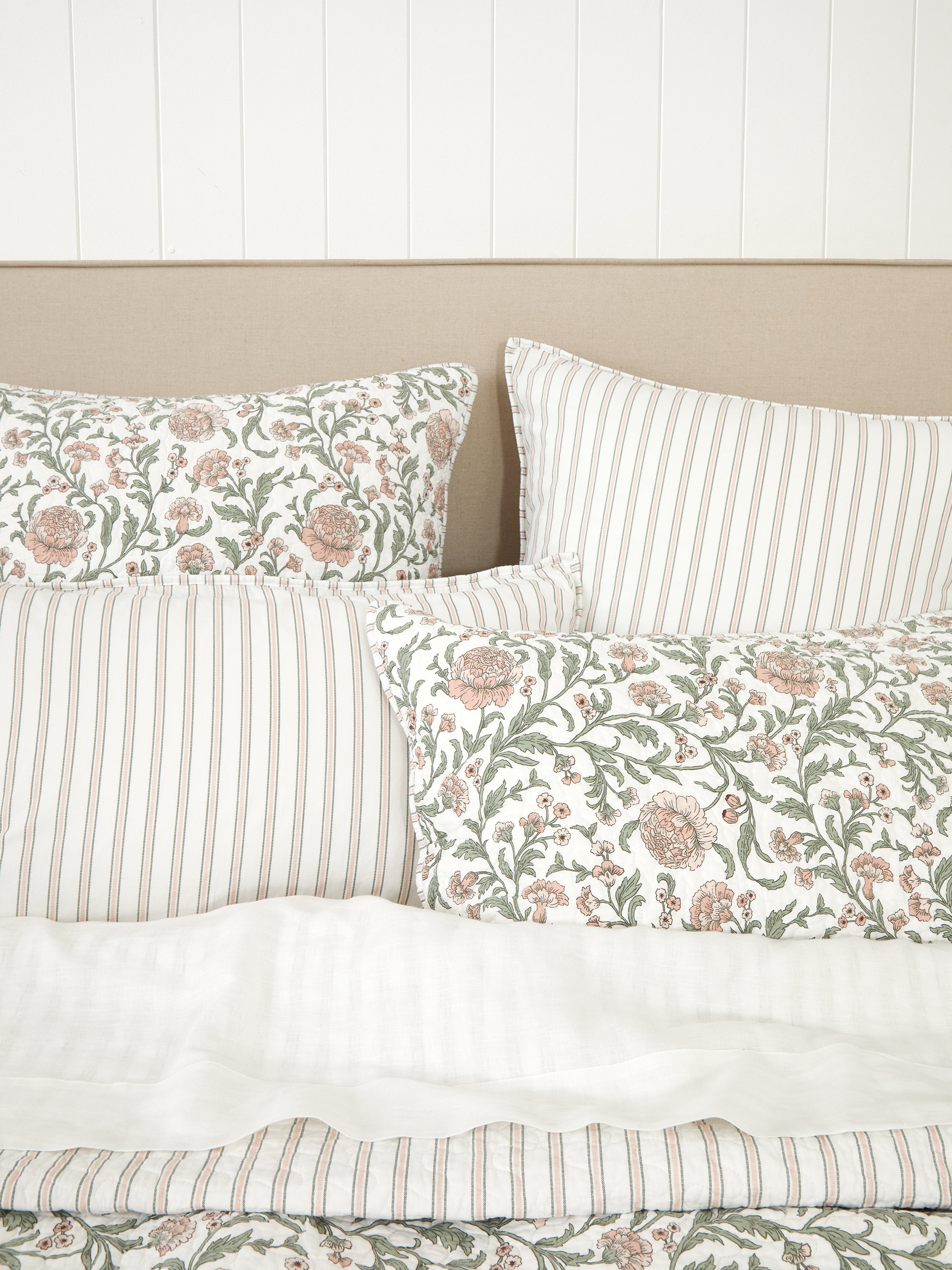 Arabella Quilt | Floral-2