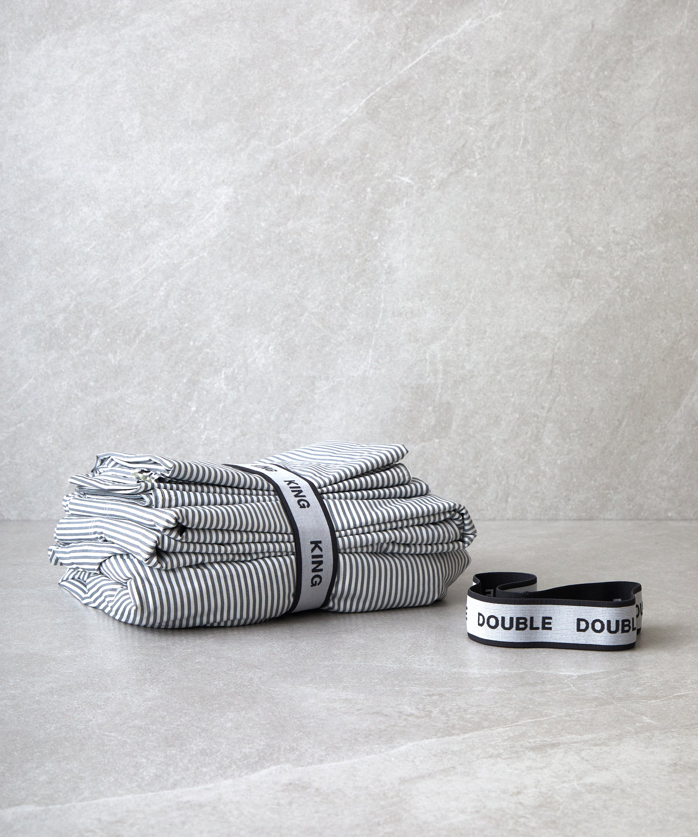 Bedding Organiser Bands Set of 2 | Grey-4