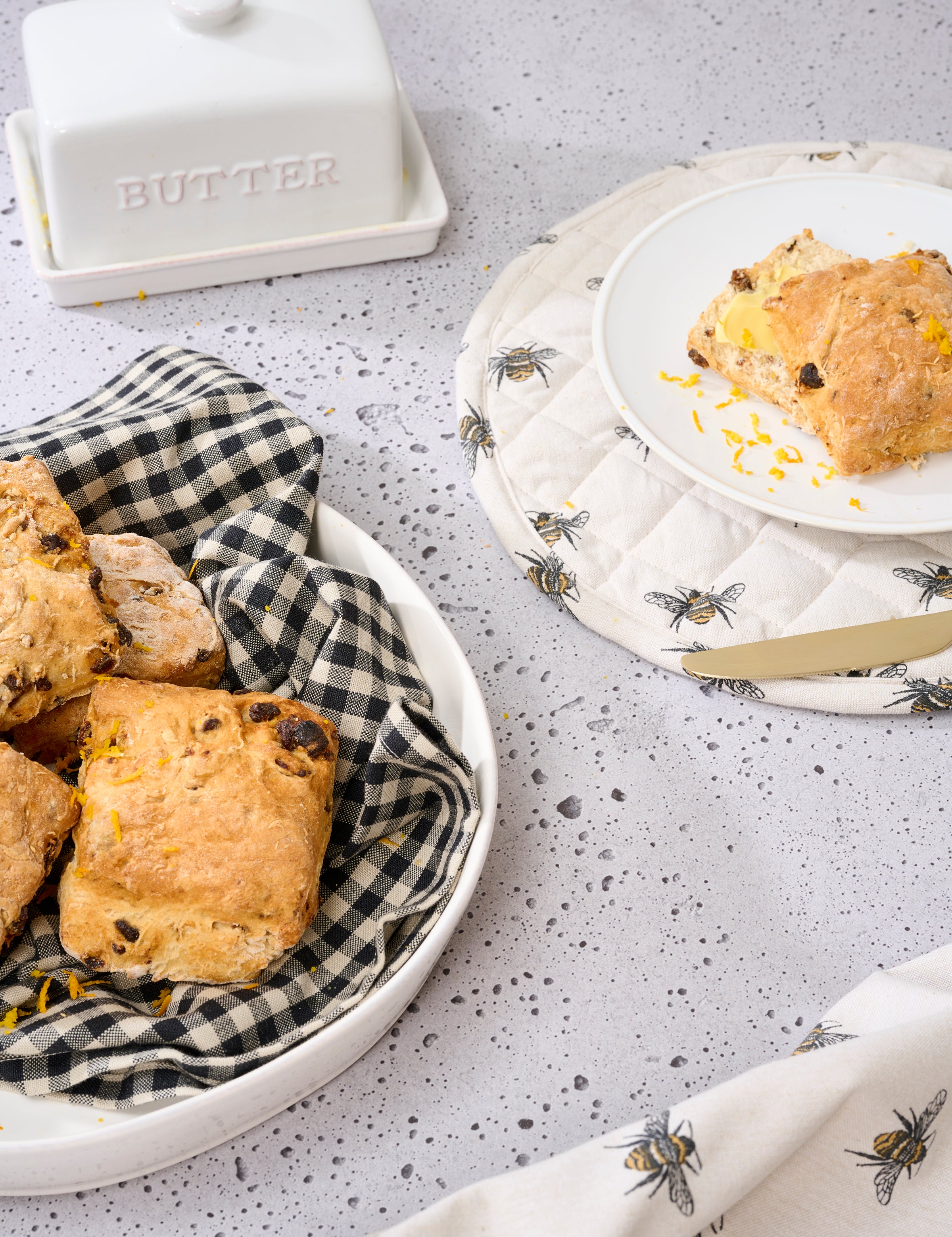 Beekeeper Placemat | Natural Black-3