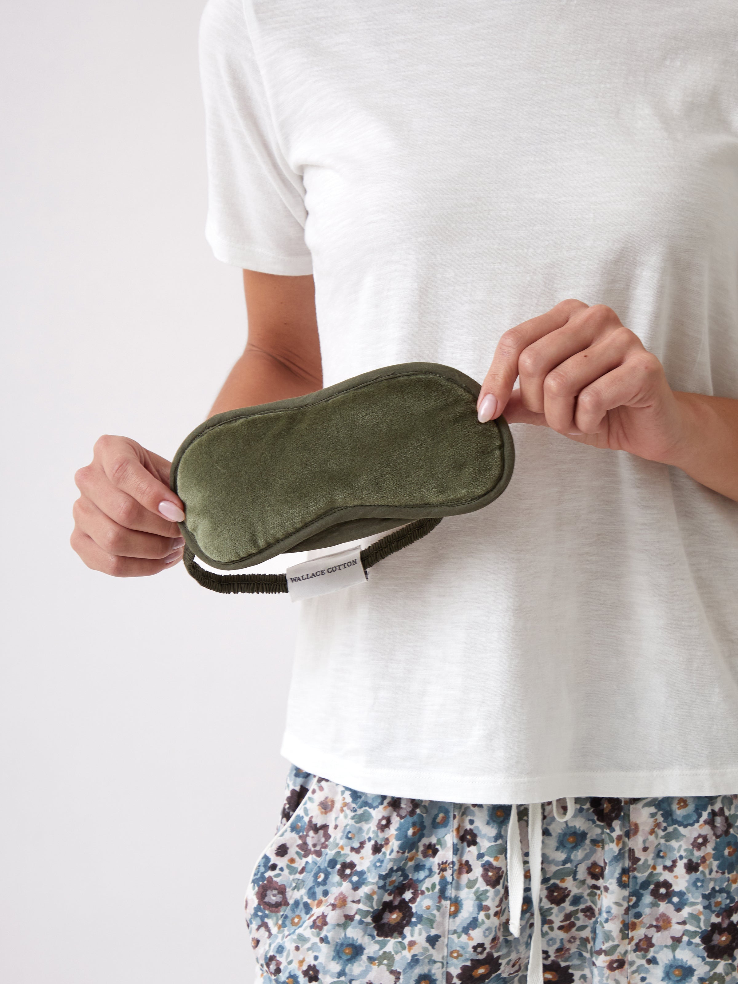 Belvedere Velvet Eye Mask | Willow-1