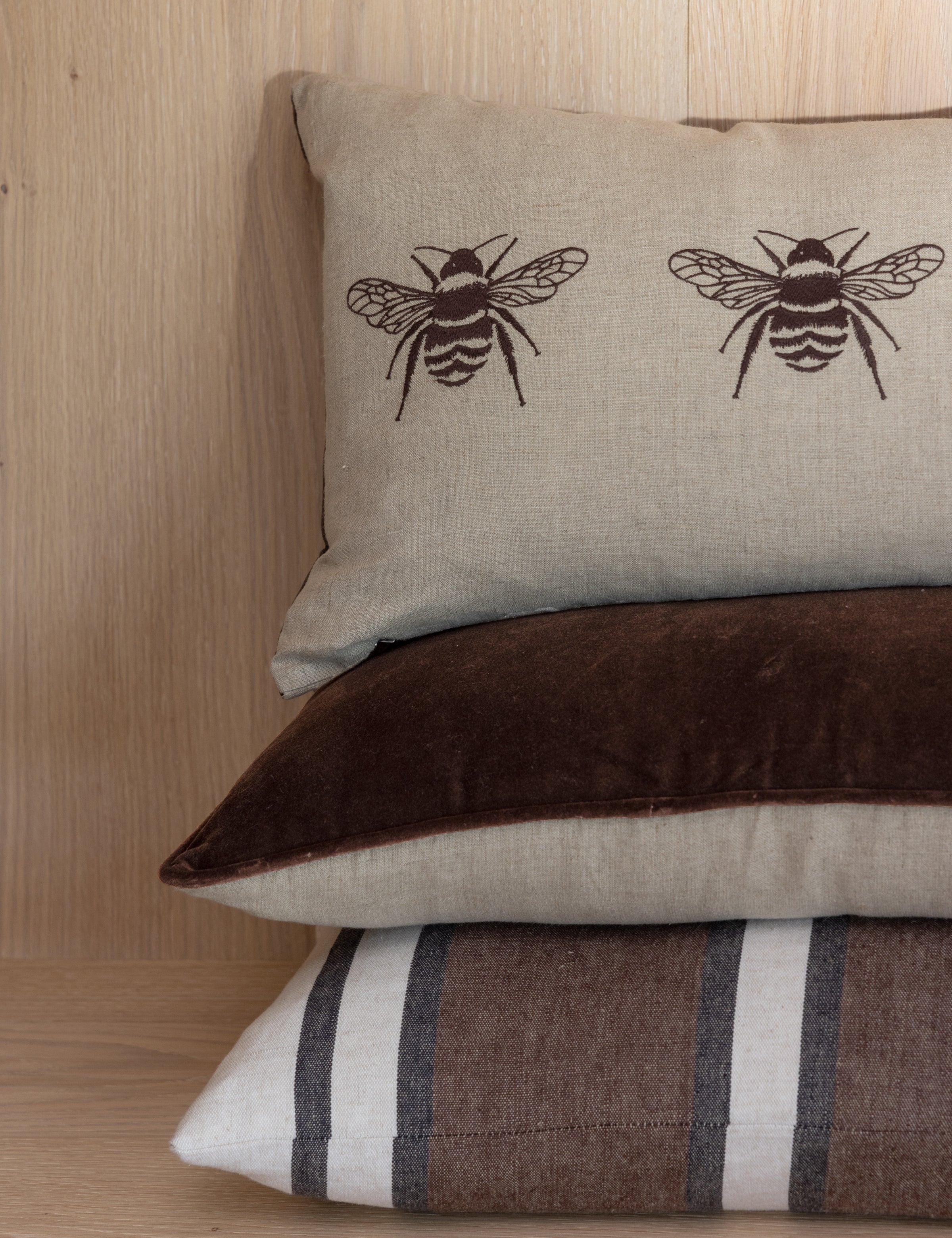 Belvedere Velvet Rectangle Cushion Cover | Cocoa-2