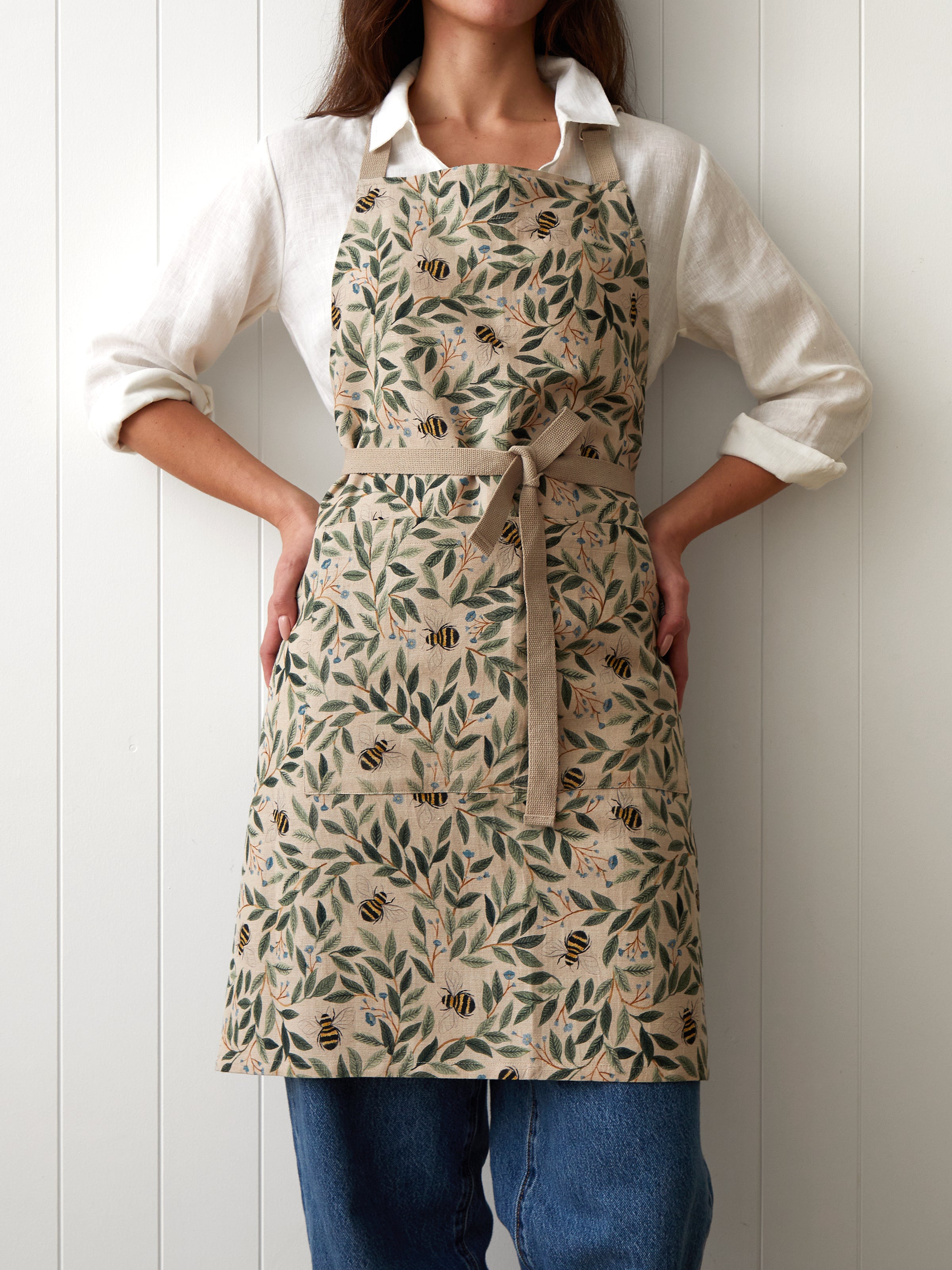 Botanical Bee Everyday Apron | Multi-1