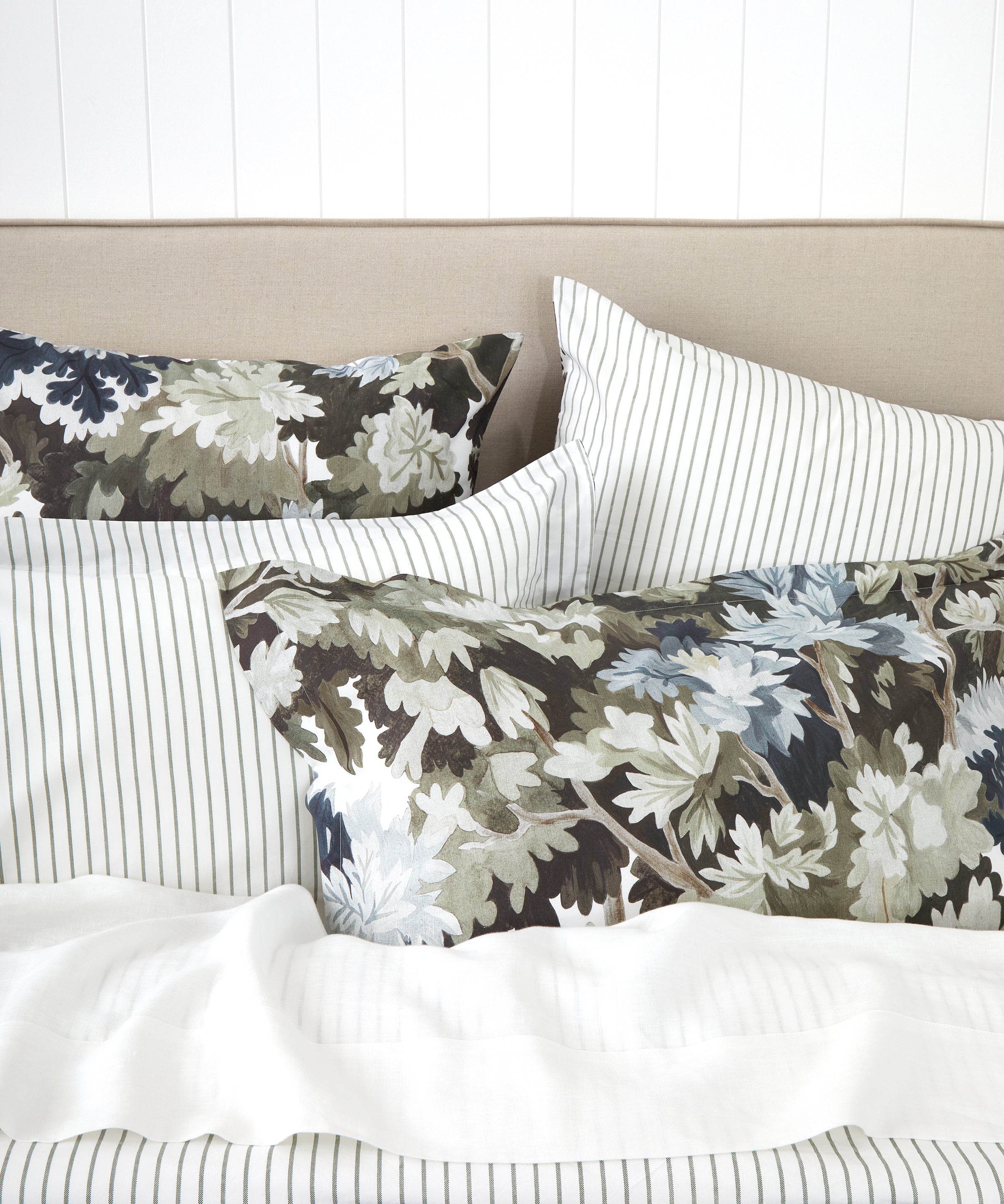 Canopy Duvet Cover Set | Multi-2
