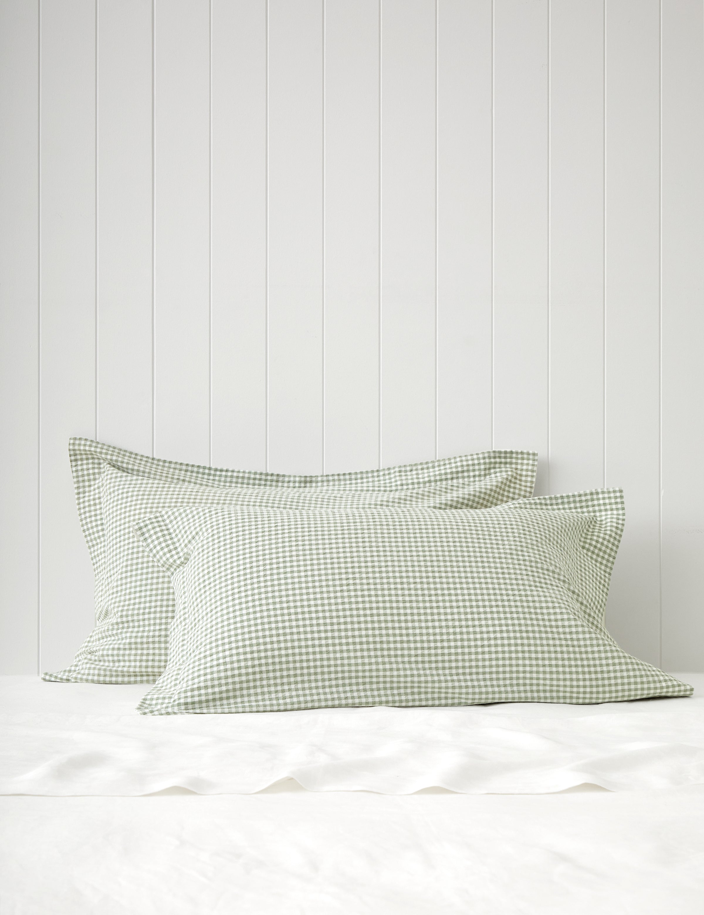 Clover Oxford Pillowcase Set | Green Gingham-1