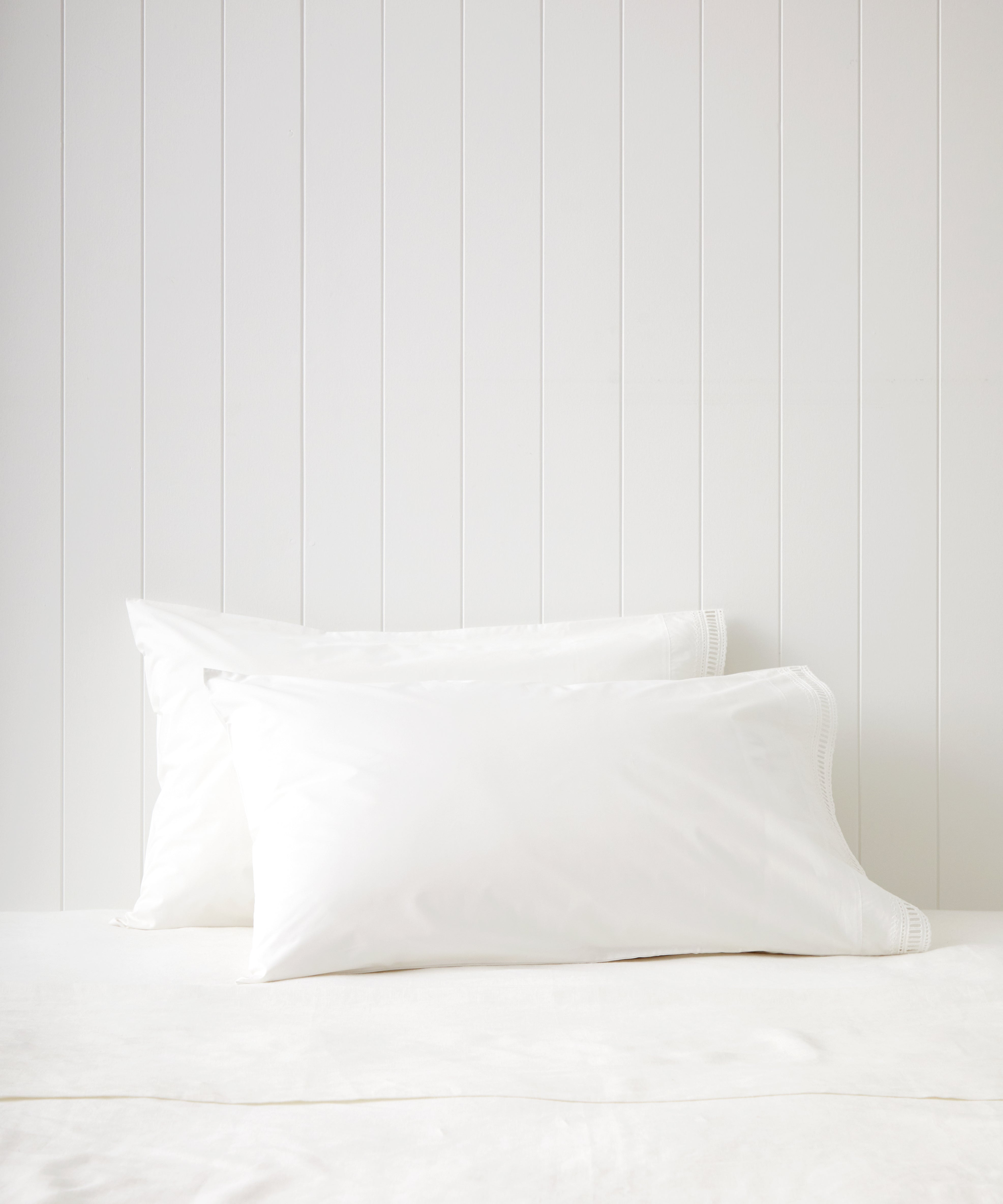 Constance Lace Standard Pillowcase Set | White-1