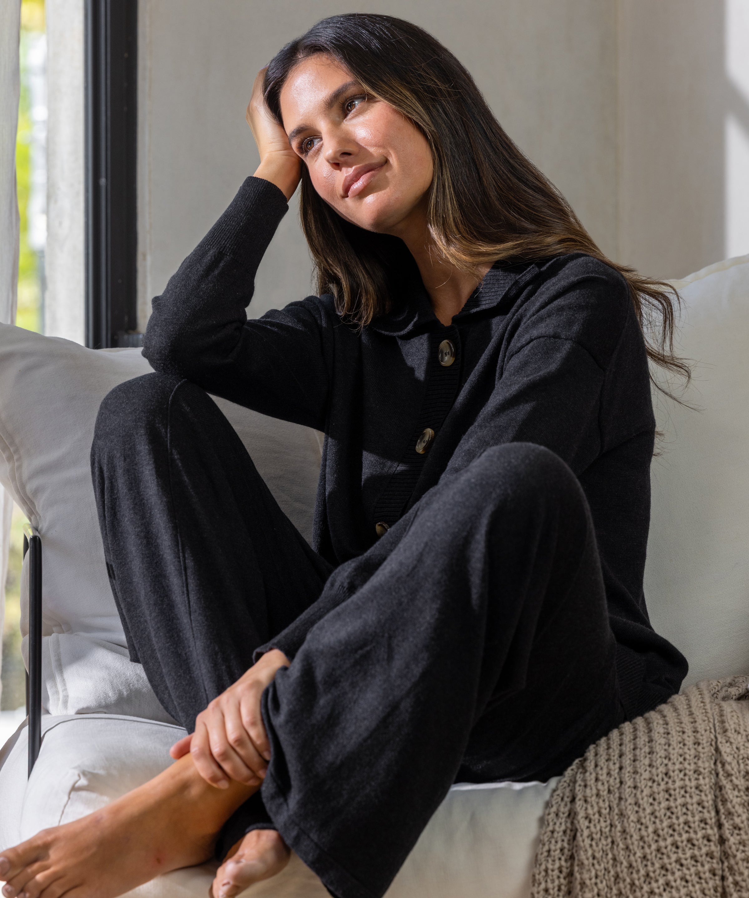 Cotton Cashmere Collared Jumper | Black-3