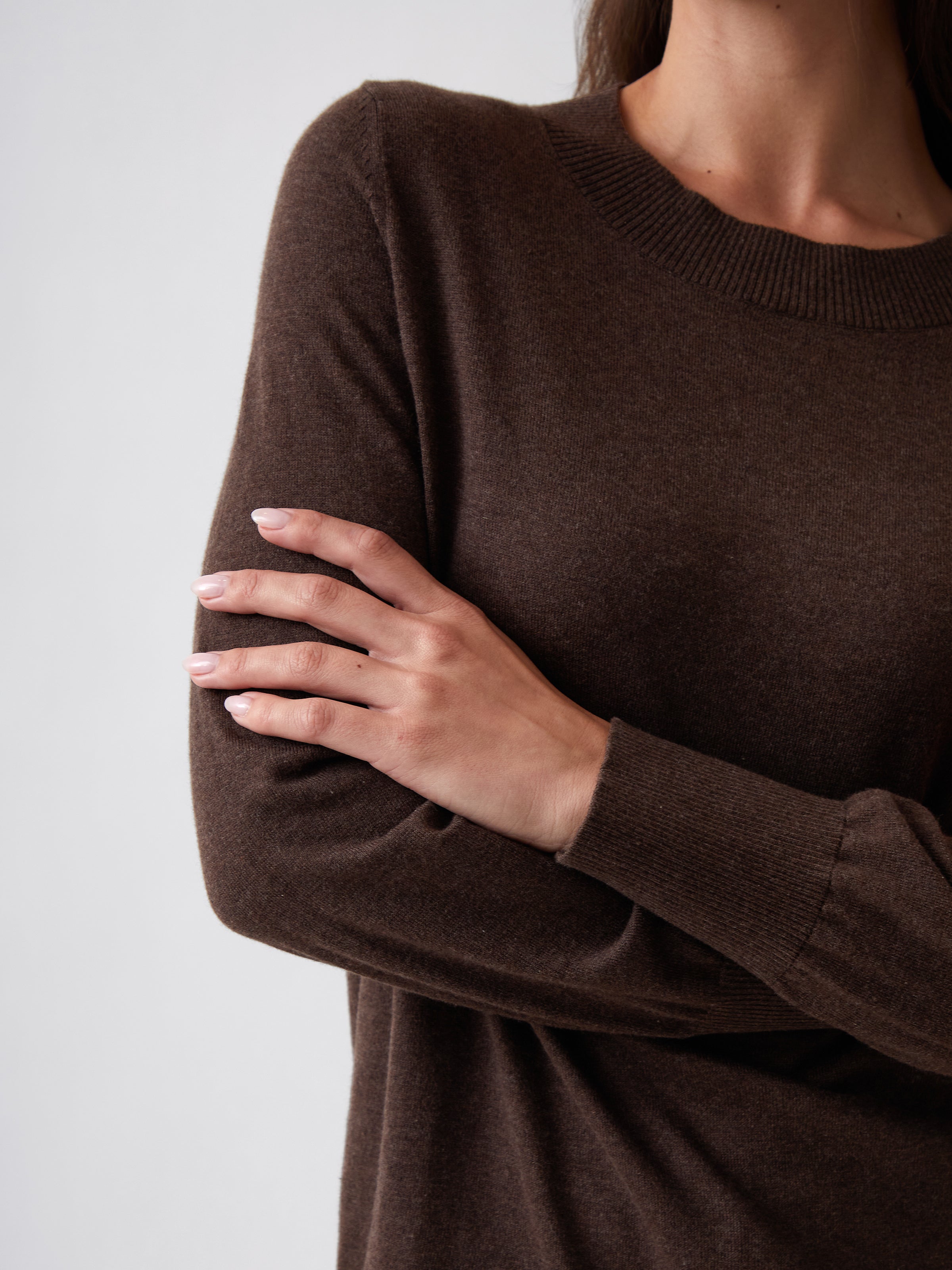 Cotton Cashmere Crew Jumper | Cocoa-2