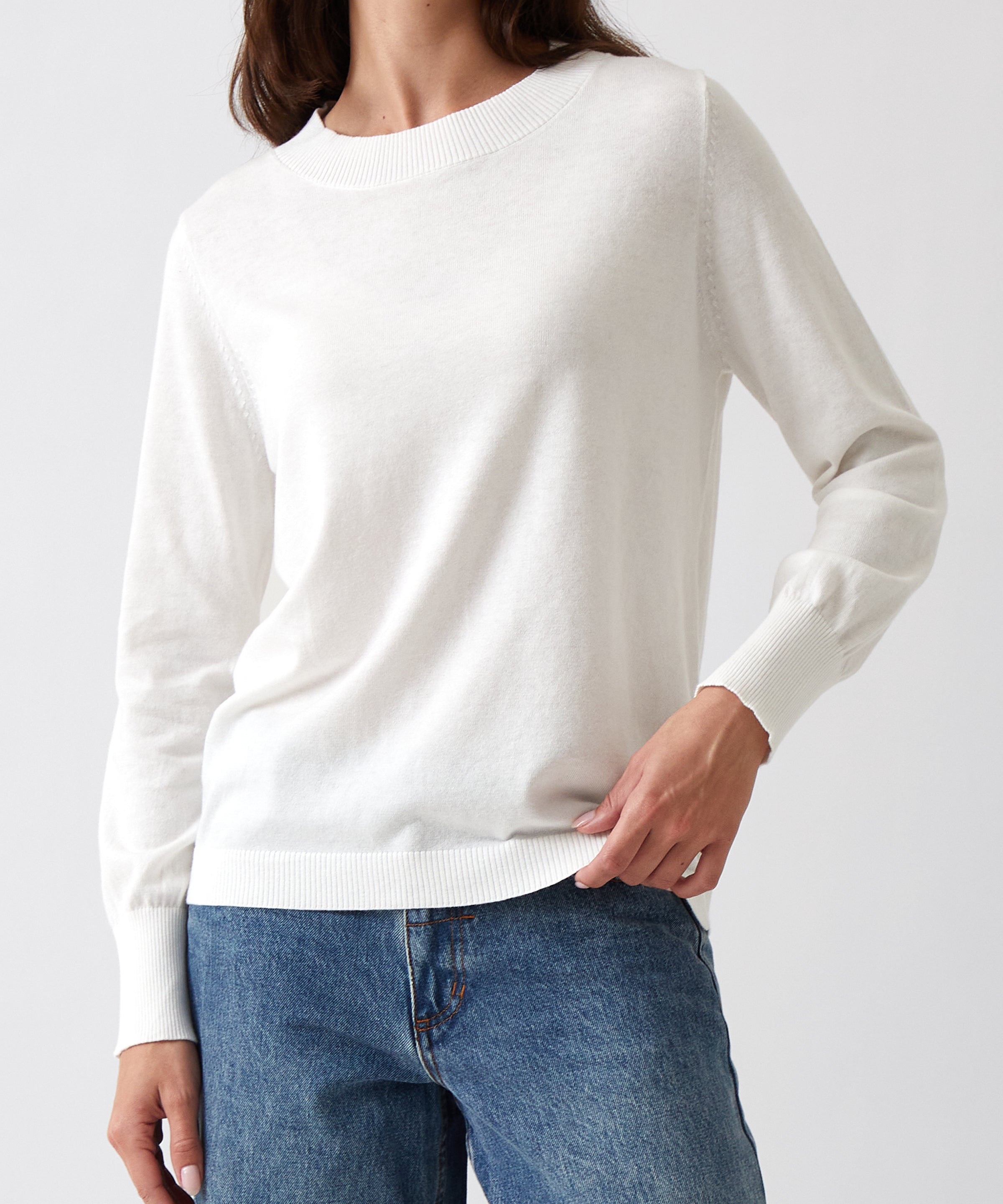 Cotton Cashmere Crew Jumper | Ivory-1