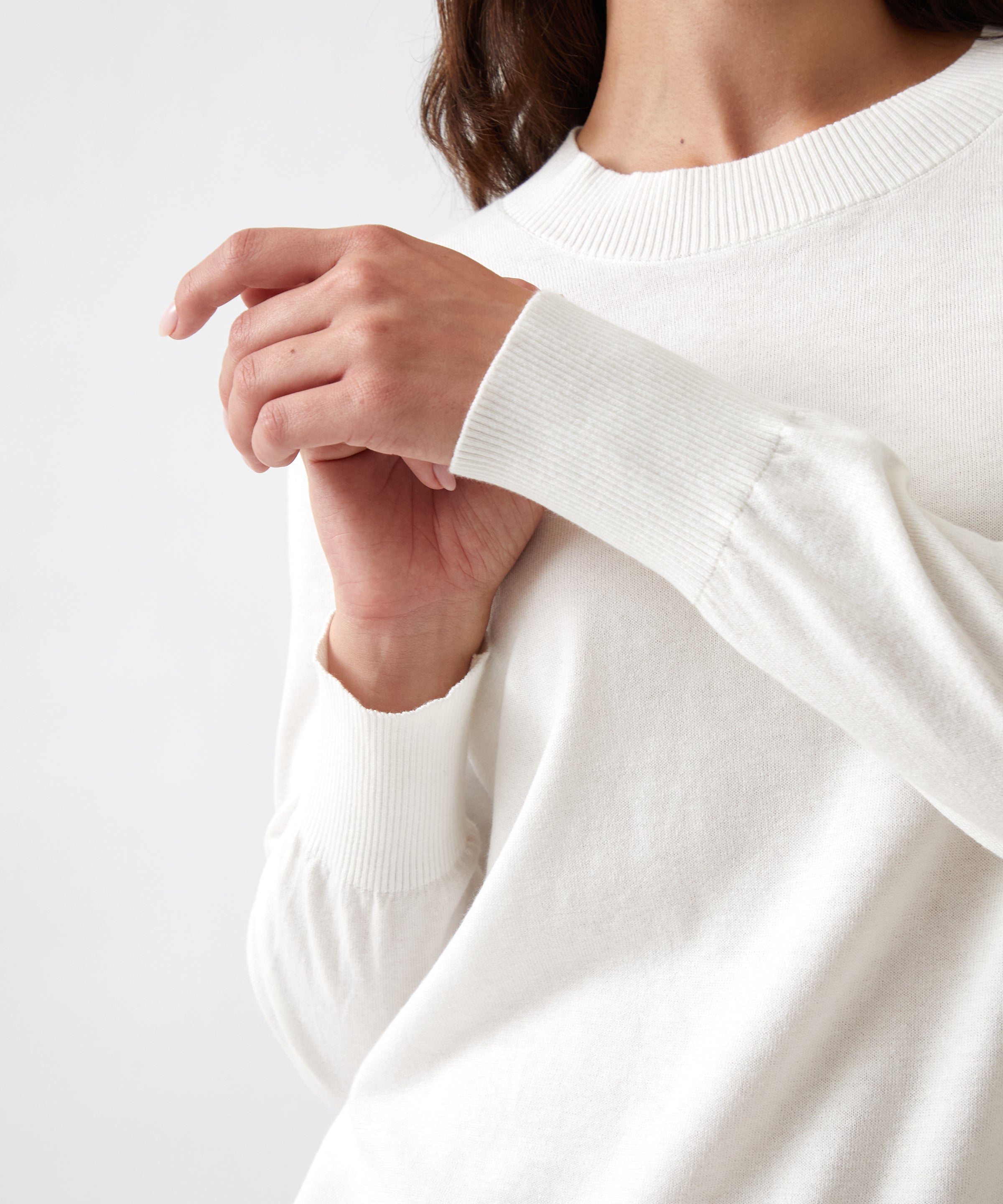Cotton Cashmere Crew Jumper | Ivory-2