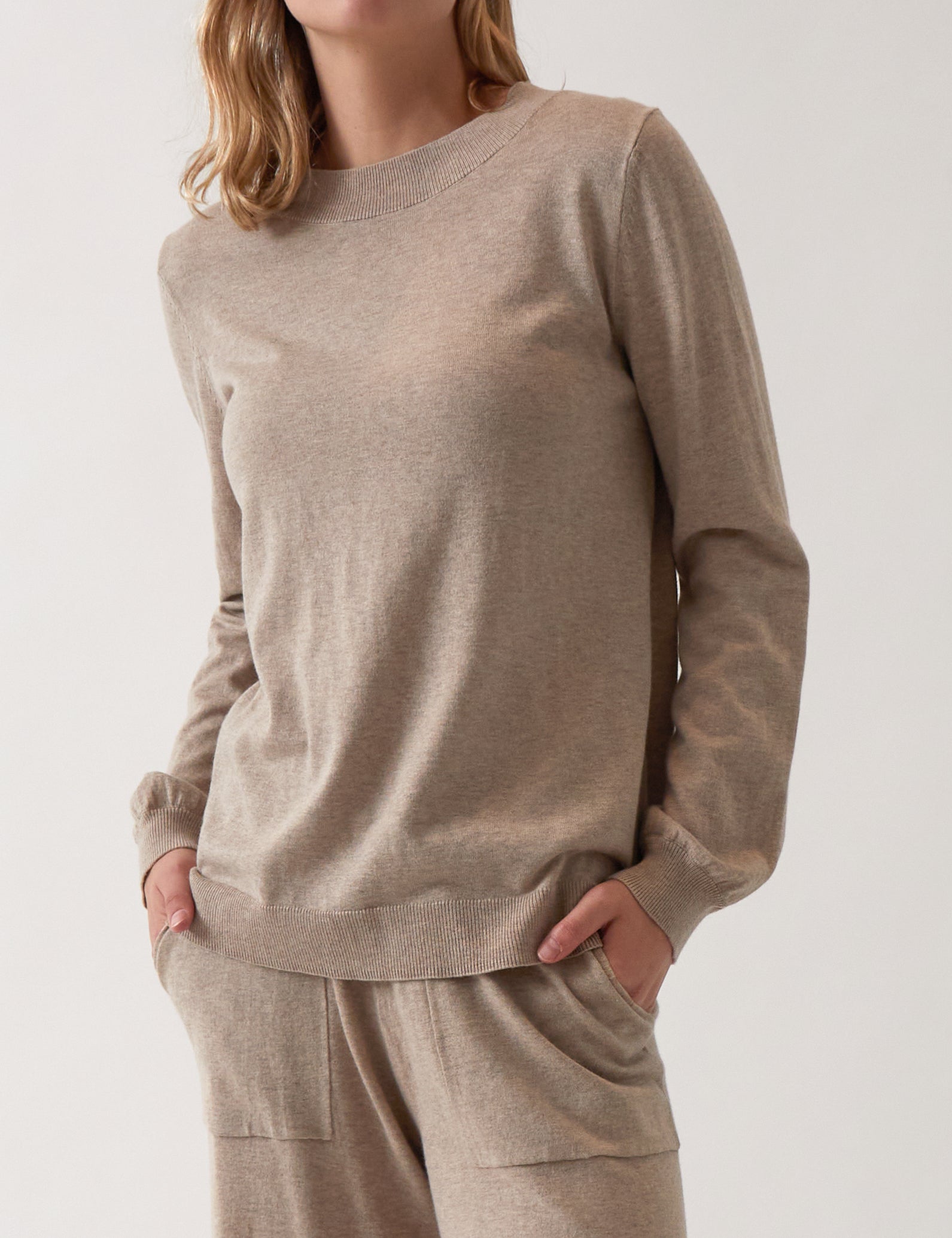 Cotton Cashmere Crew Jumper | Natural-1