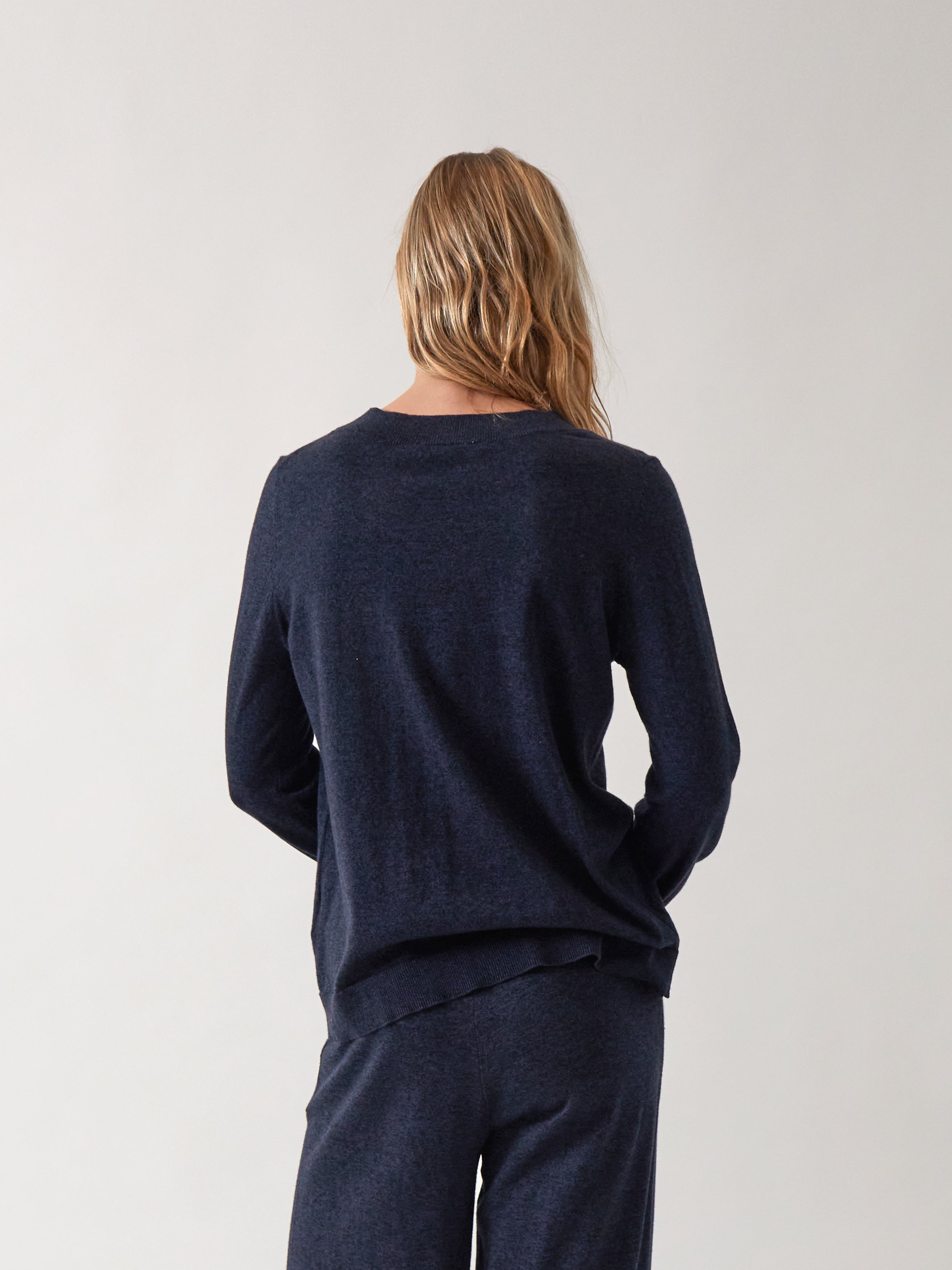 Cotton Cashmere Crew Jumper | Navy-4