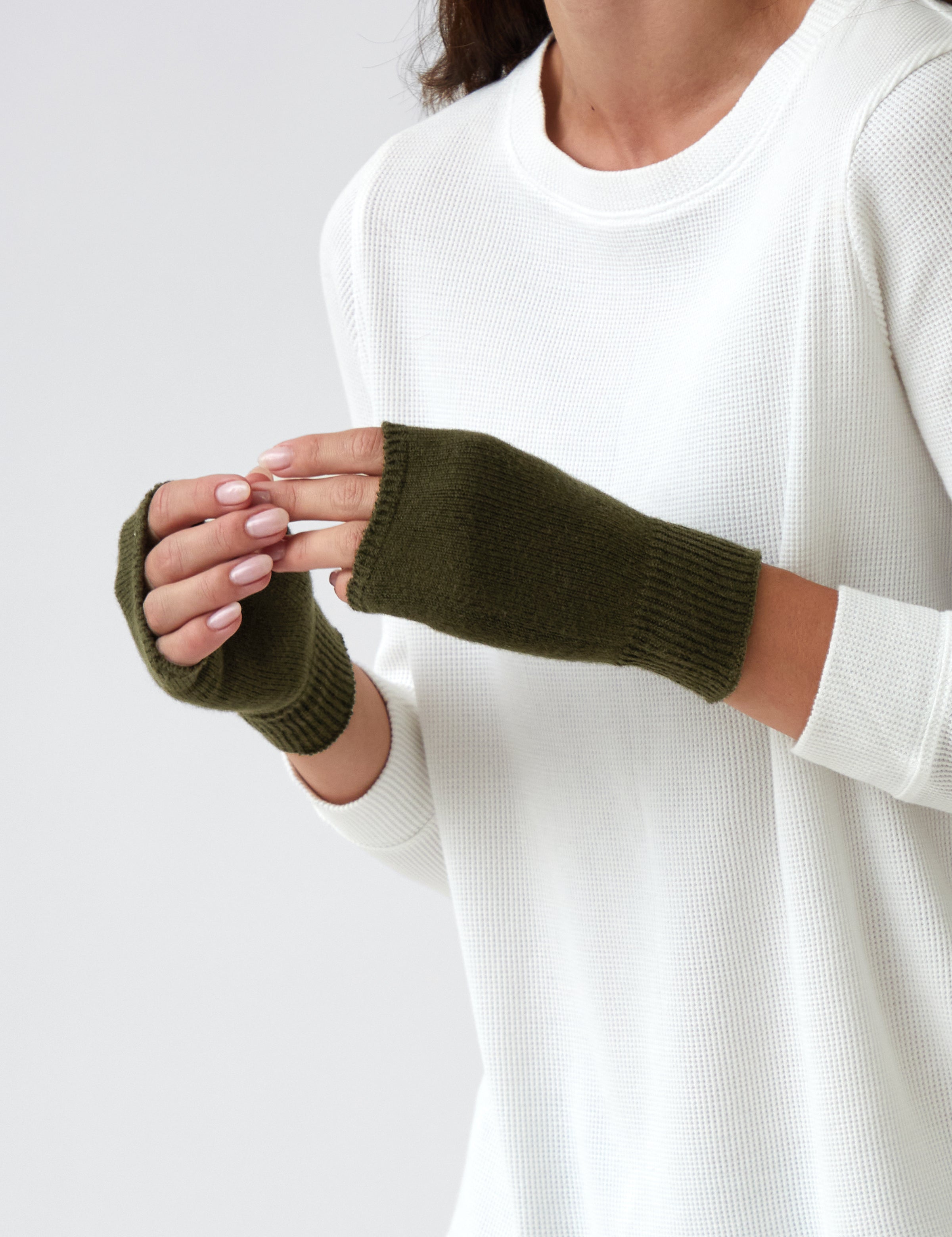Cotton Cashmere Hand Warmers | Olive-2
