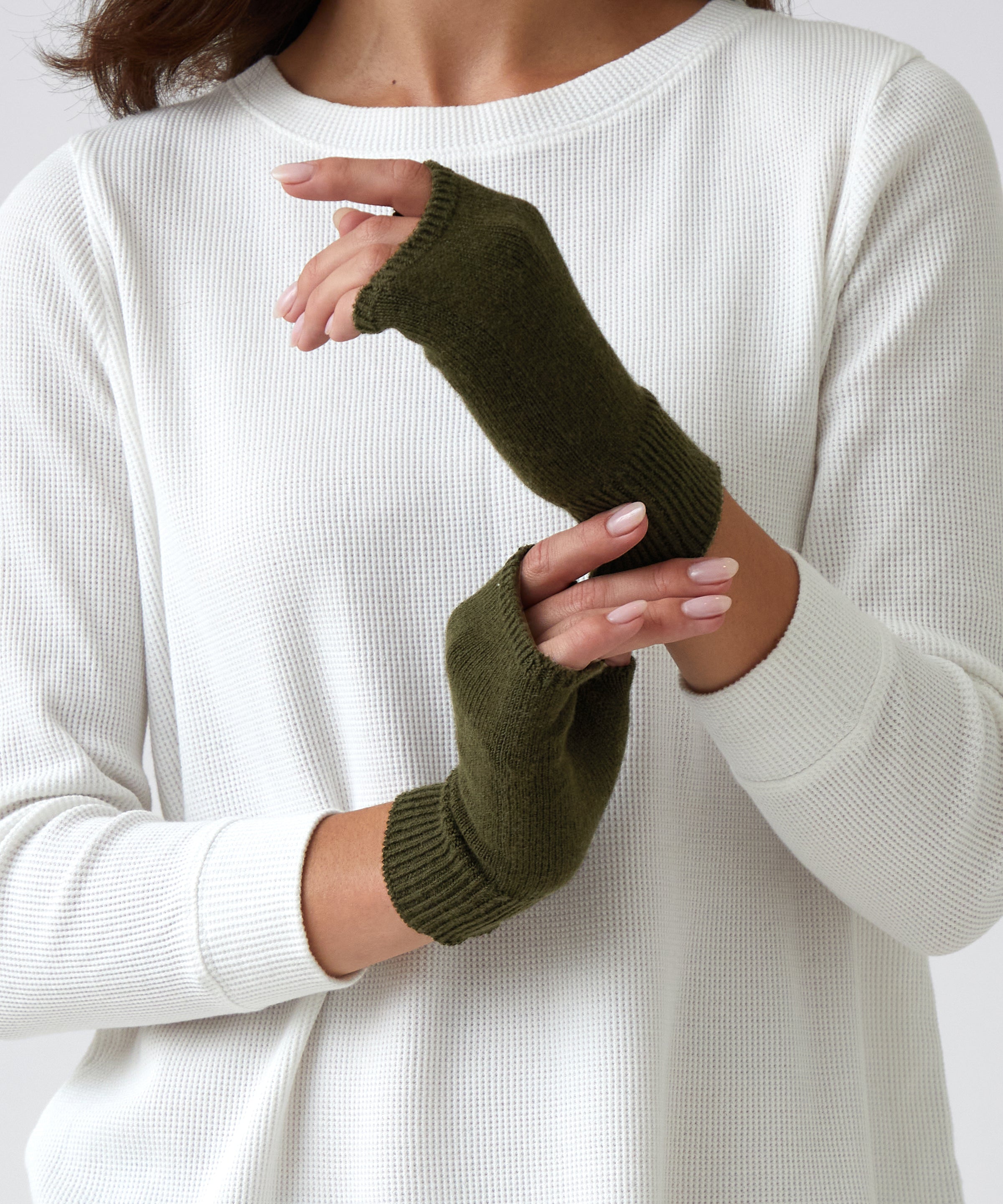 Cotton Cashmere Hand Warmers | Olive-3