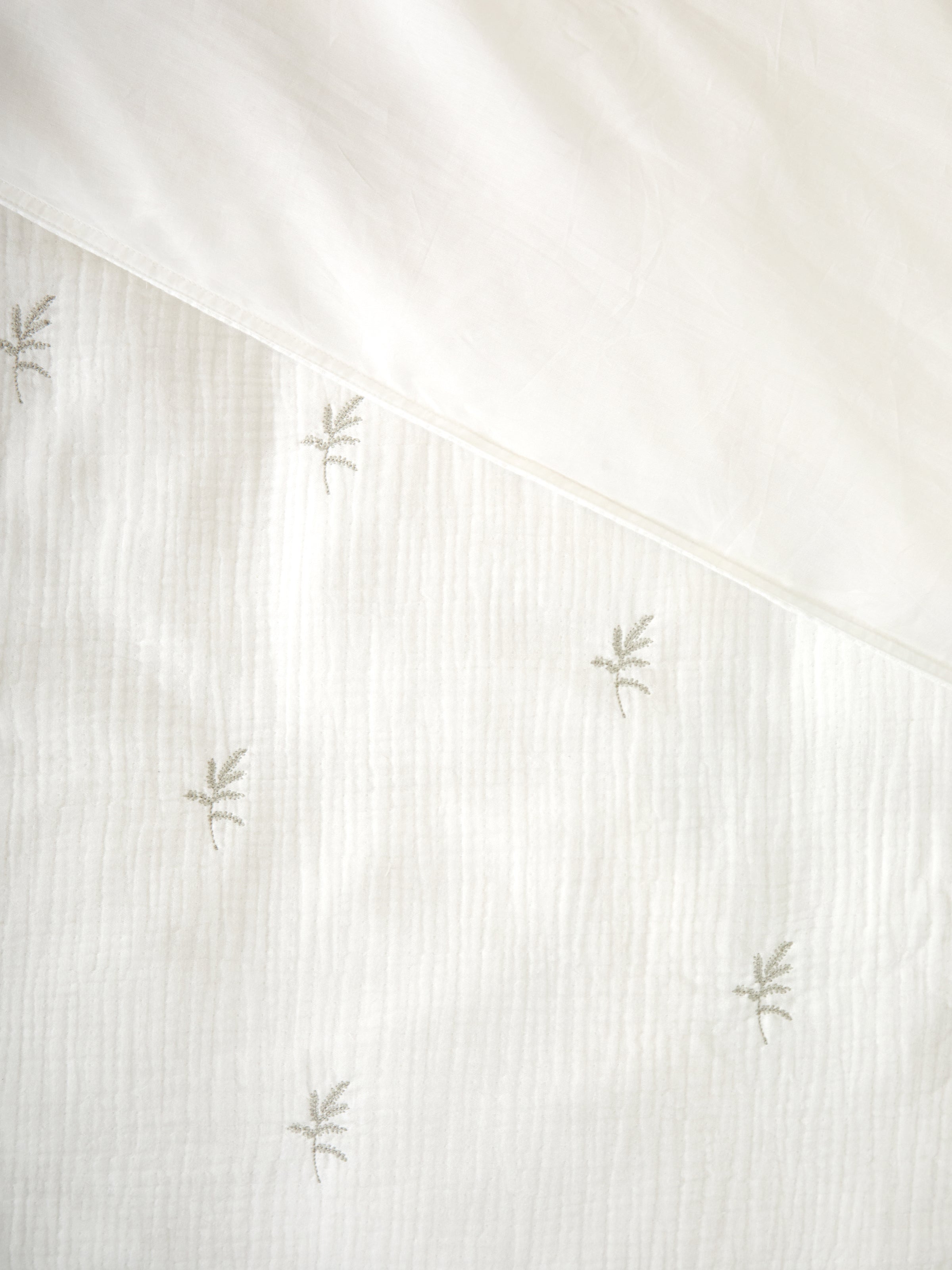 Elise Duvet Cover Set | White-4