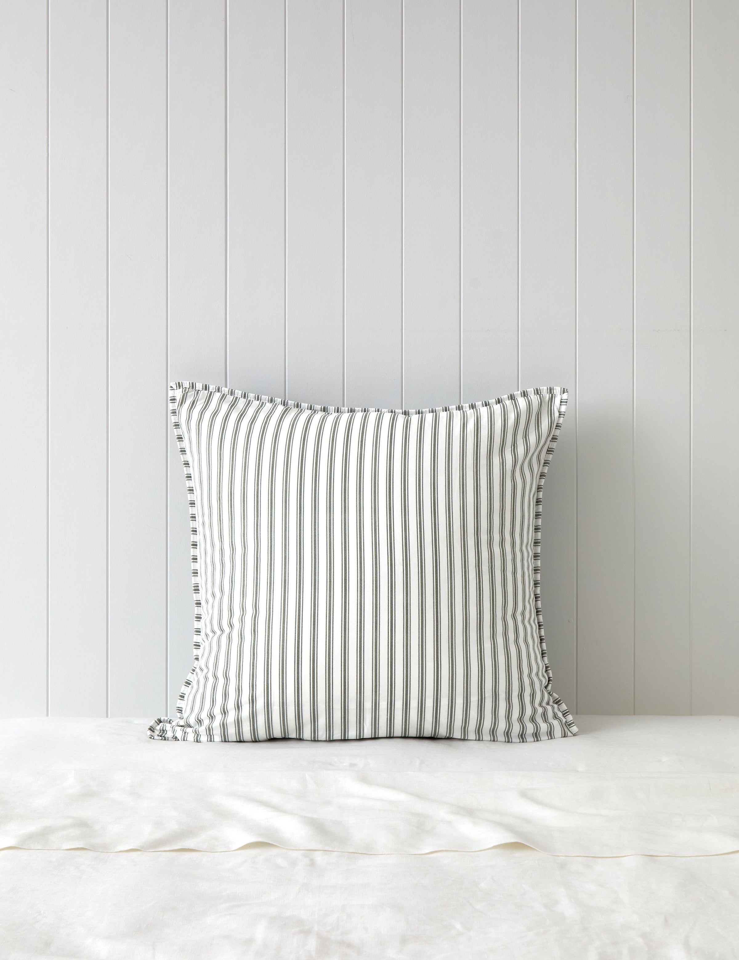 Elora European Pillowcase | Green Floral-3