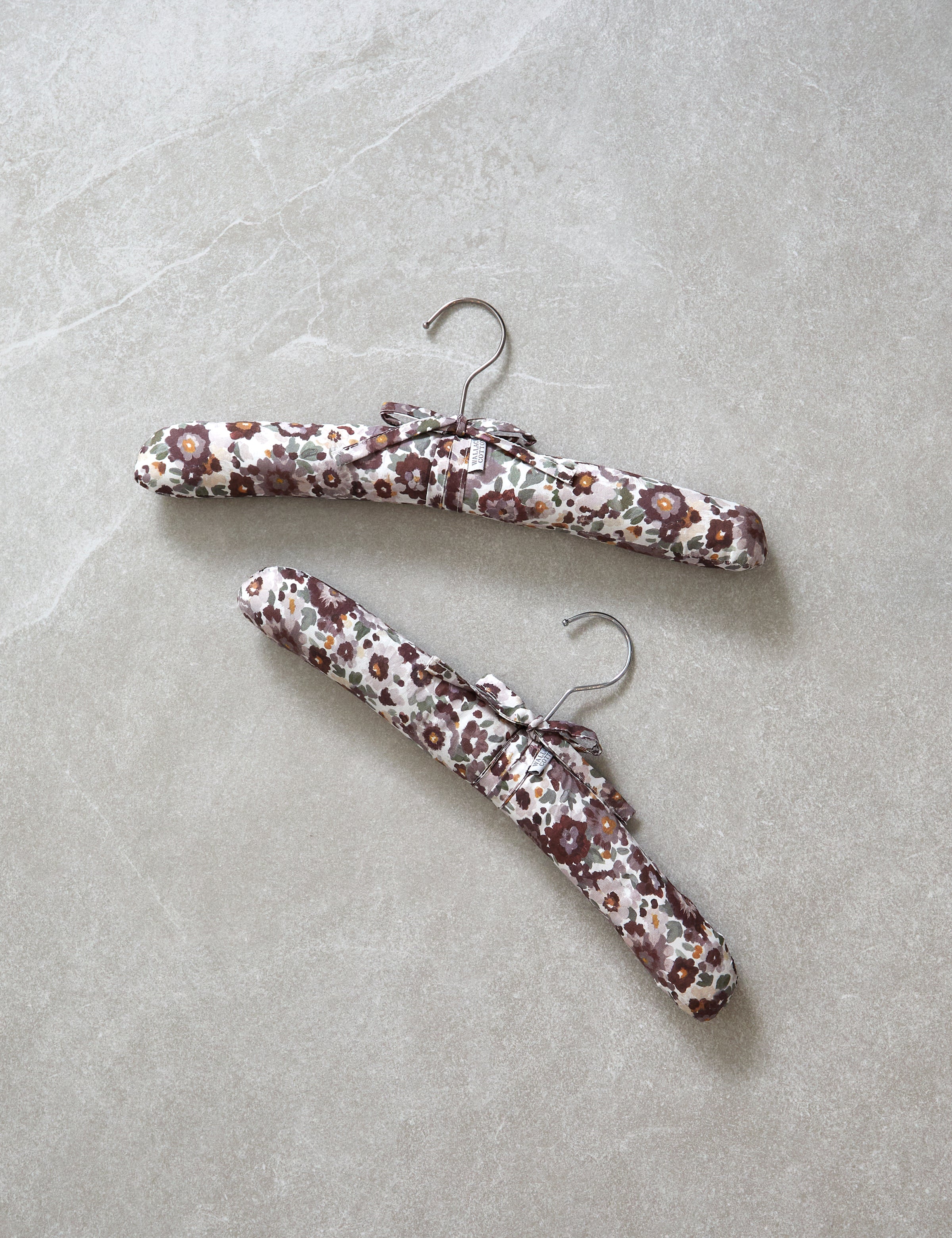 Emmie Coat Hanger Set | Floral-1