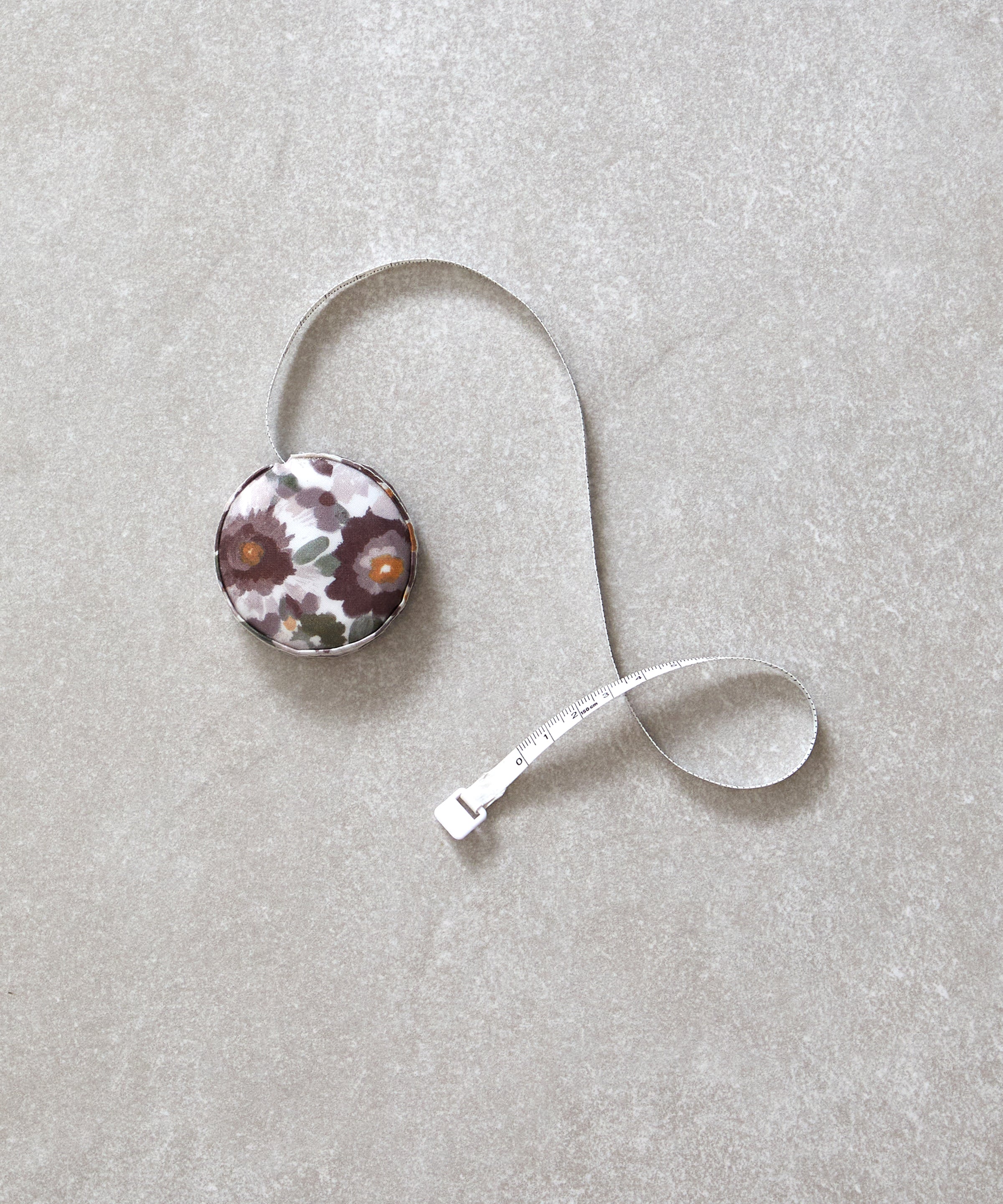 Emmie Measuring Tape | Floral-1
