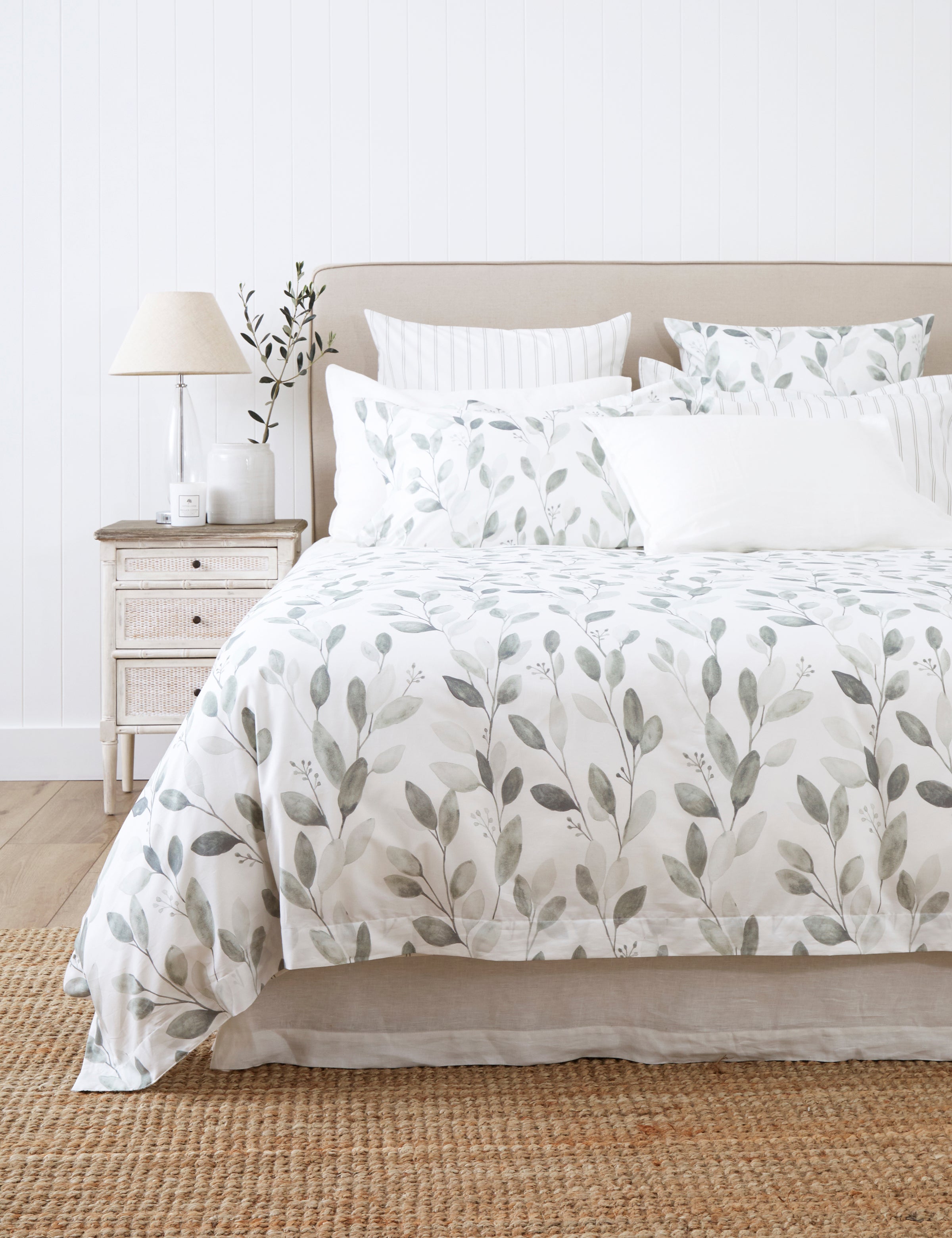 Evergreen Duvet Cover Set | Green Leaf-1