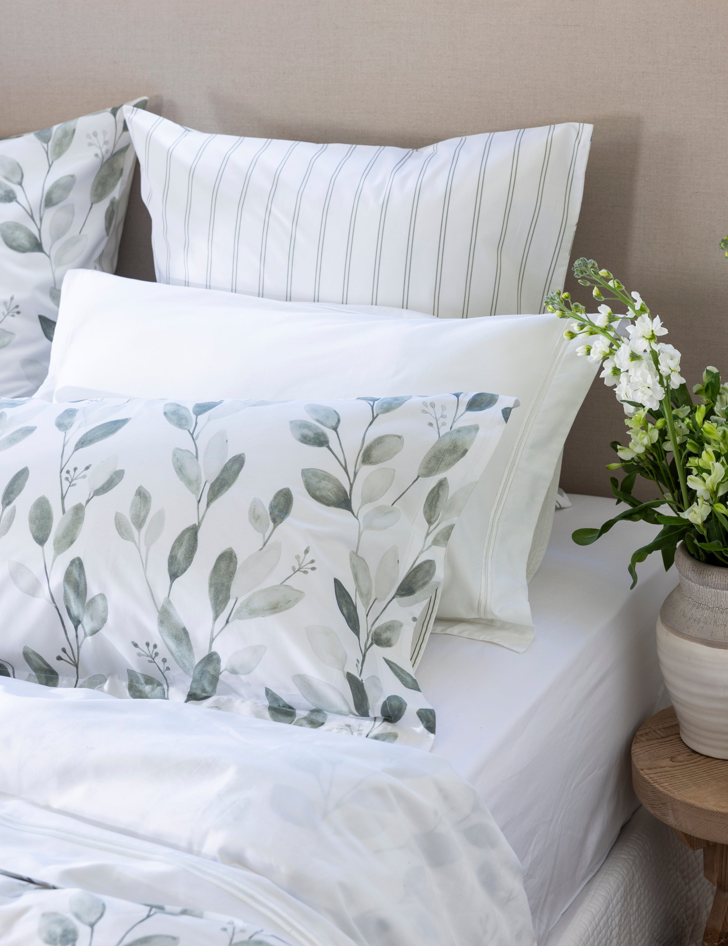 Evergreen European Pillowcase | Green Leaf-2