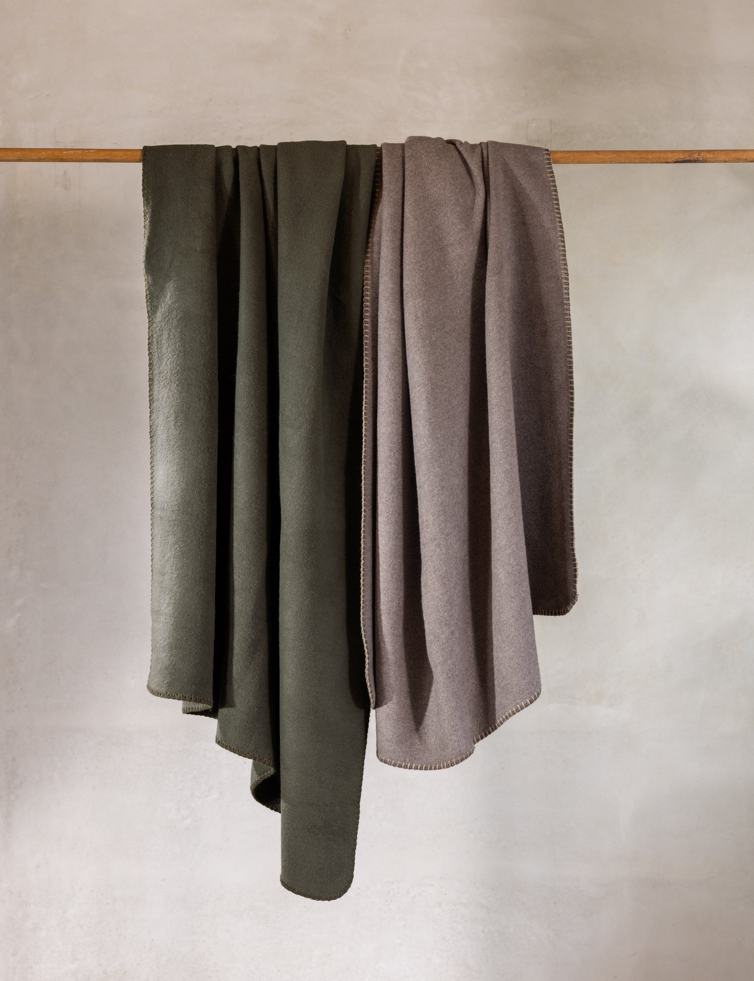 Featherston Cotton Cashmere Throw | Fawn-4