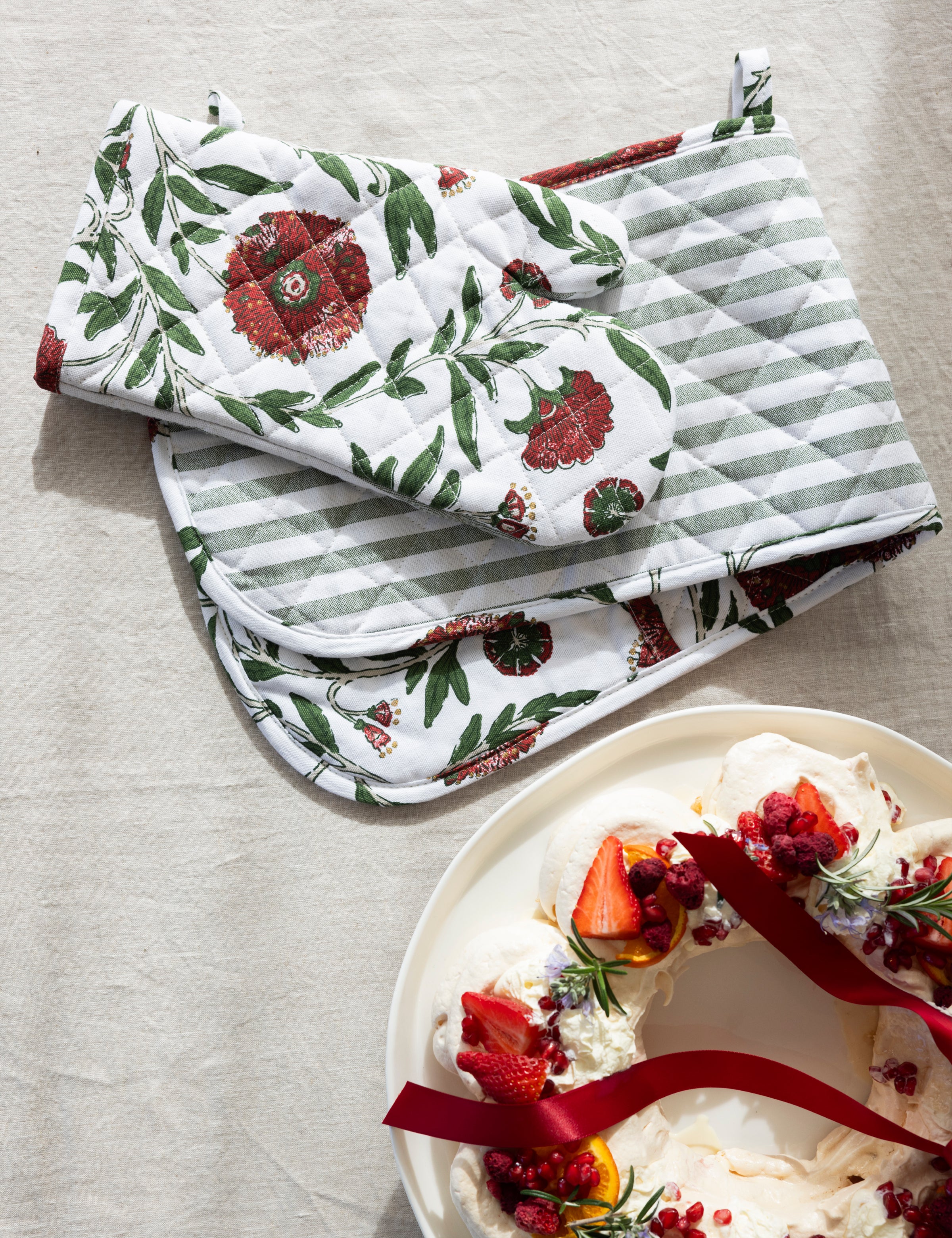 Festive Flora Double Oven Glove | Floral-2