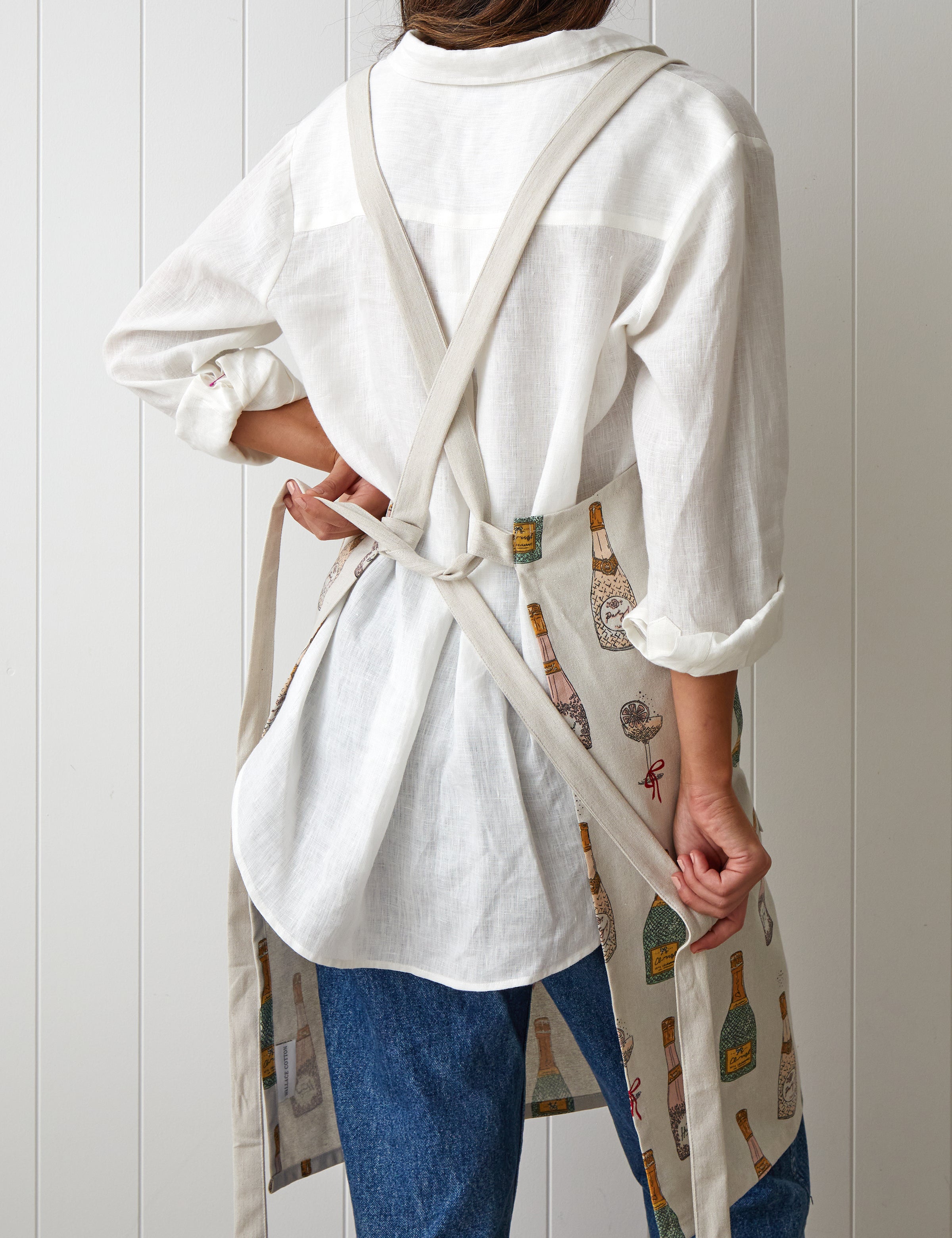 Fizz The Season Crossover Apron | Multi-4