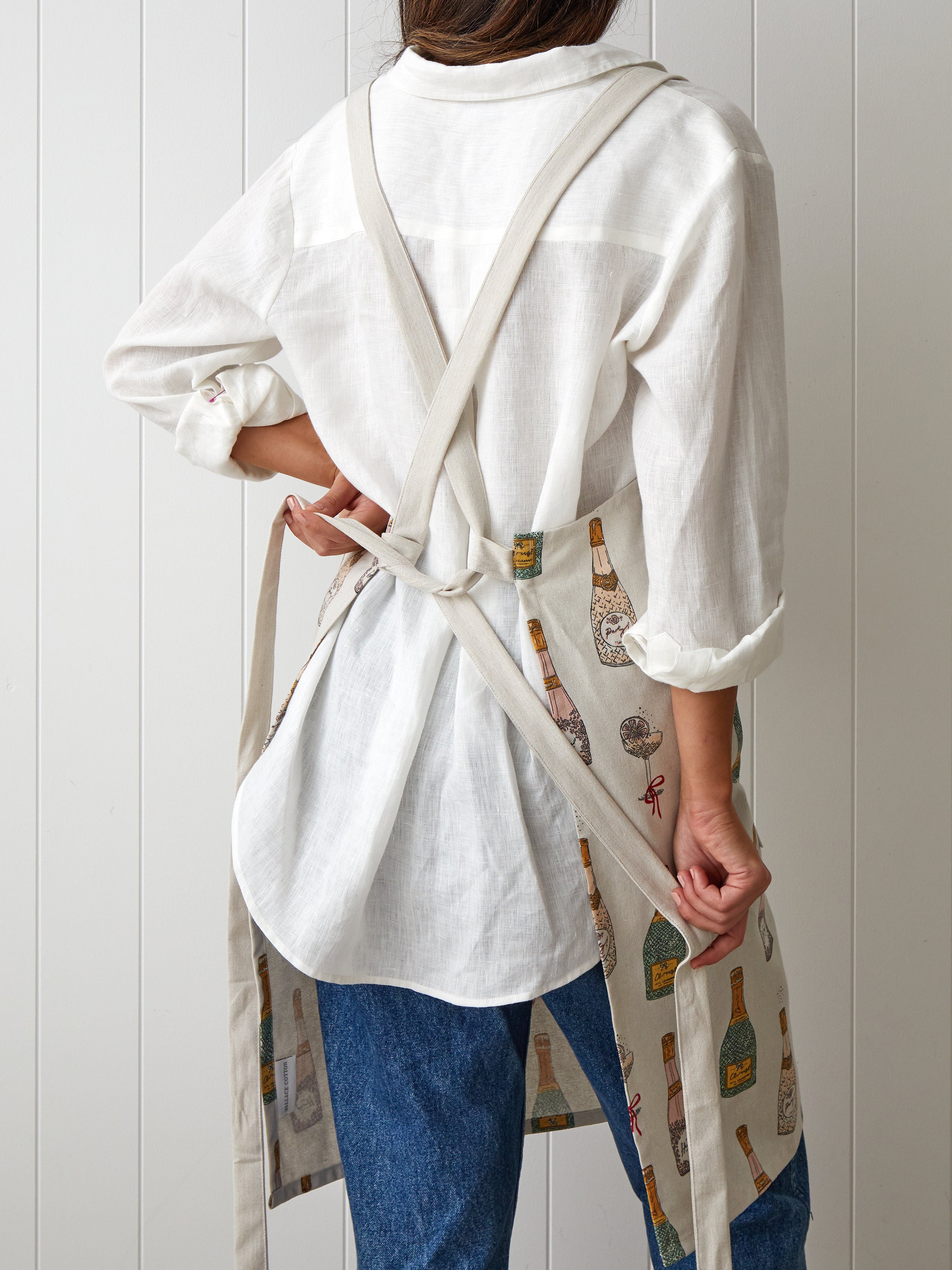 Fizz The Season Crossover Apron | Multi-4