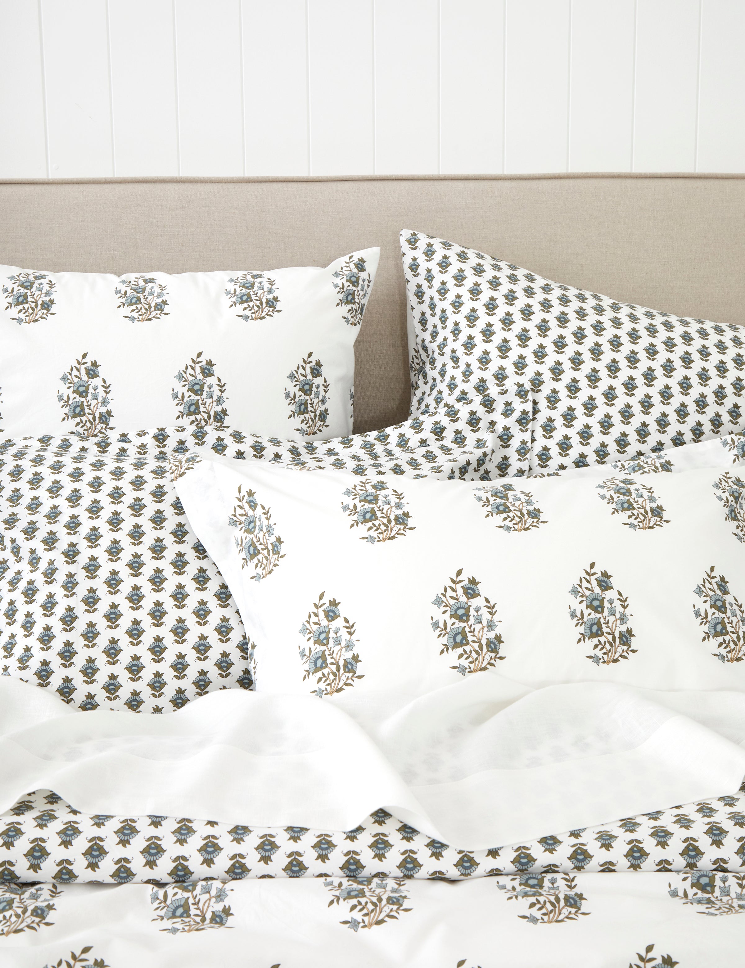 Folklore Duvet Cover Set | Floral-2