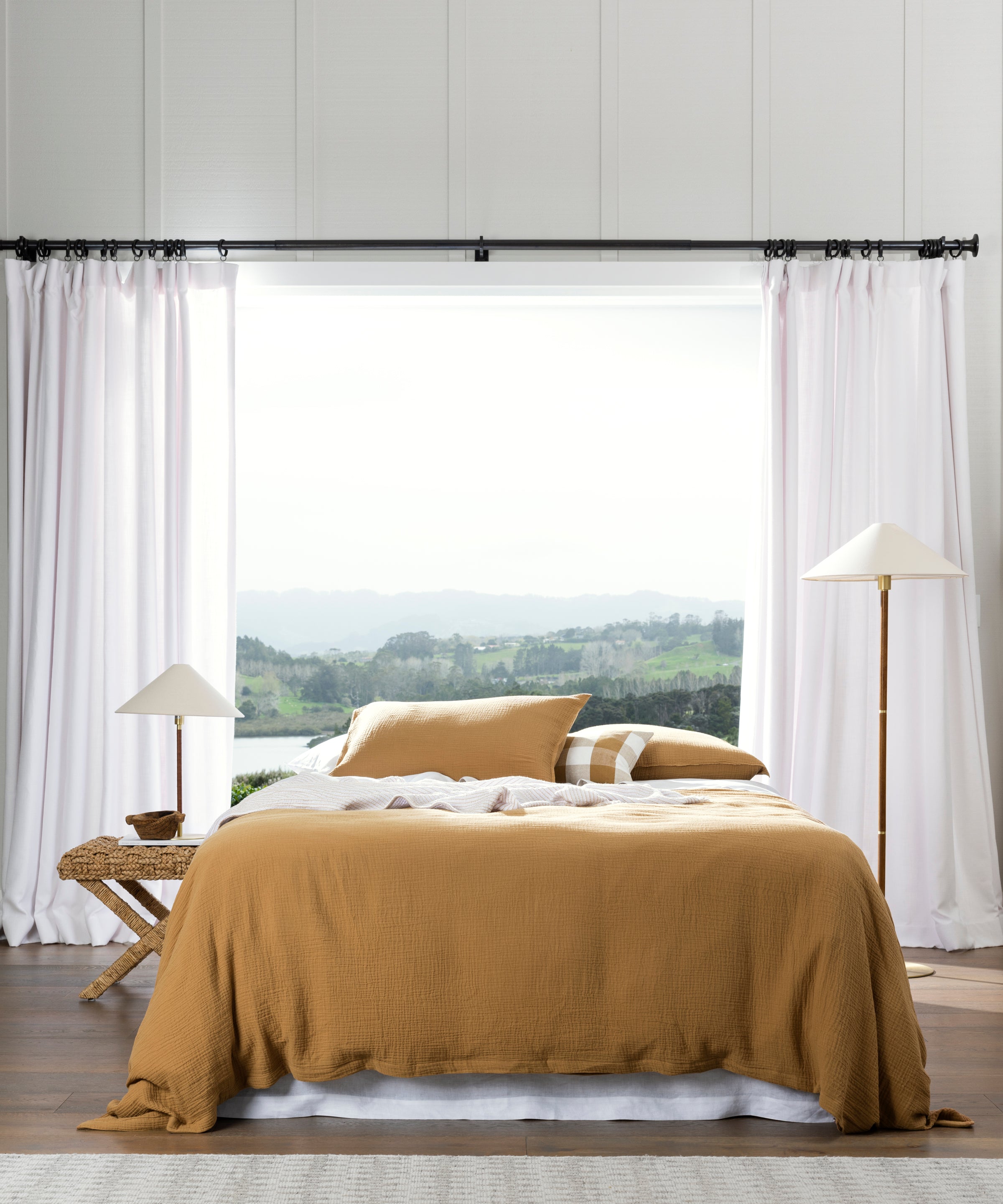 Golden Bay Duvet Cover Set | Tussock-5