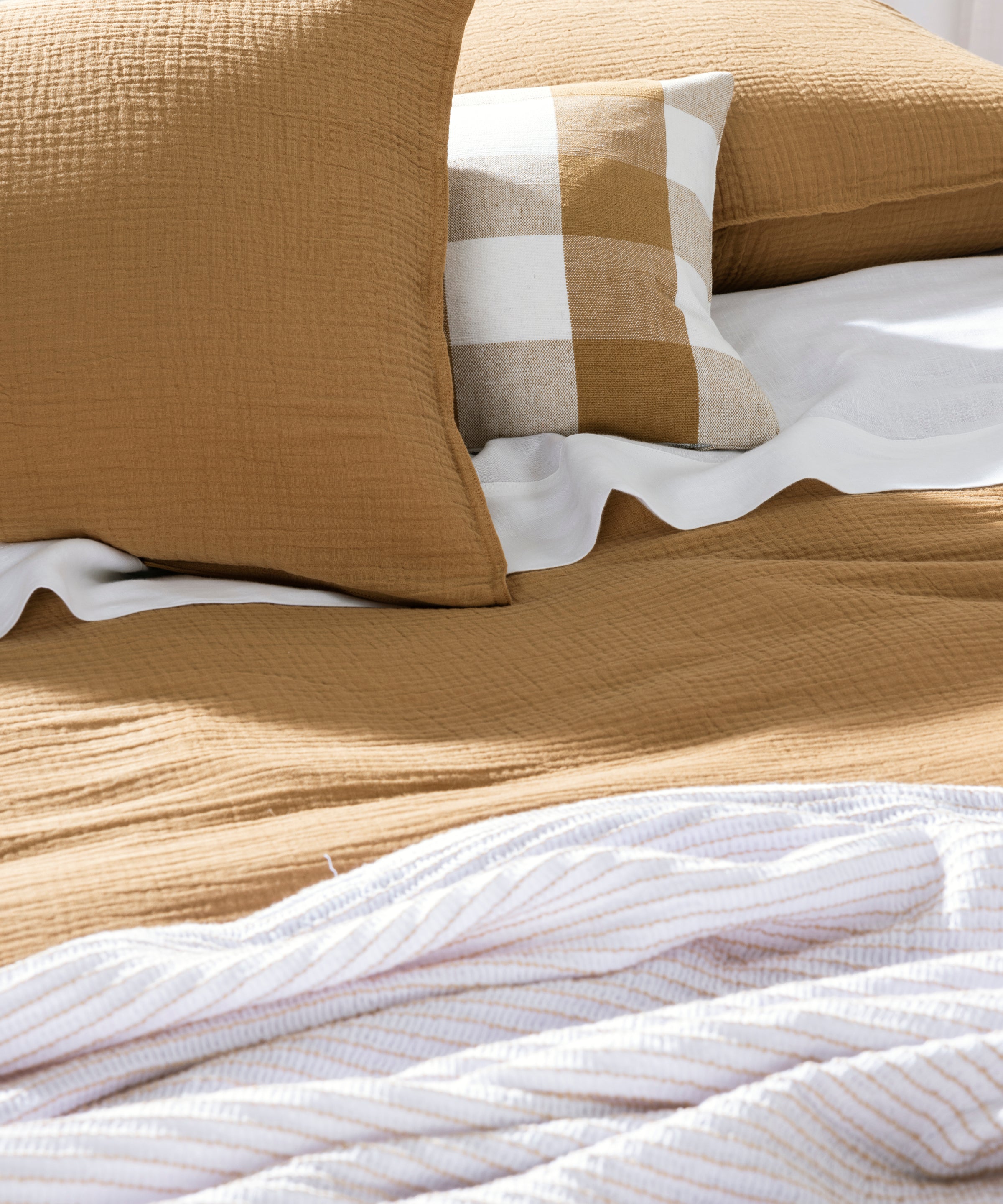 Golden Bay Standard Pillowcase Set | Tussock-2