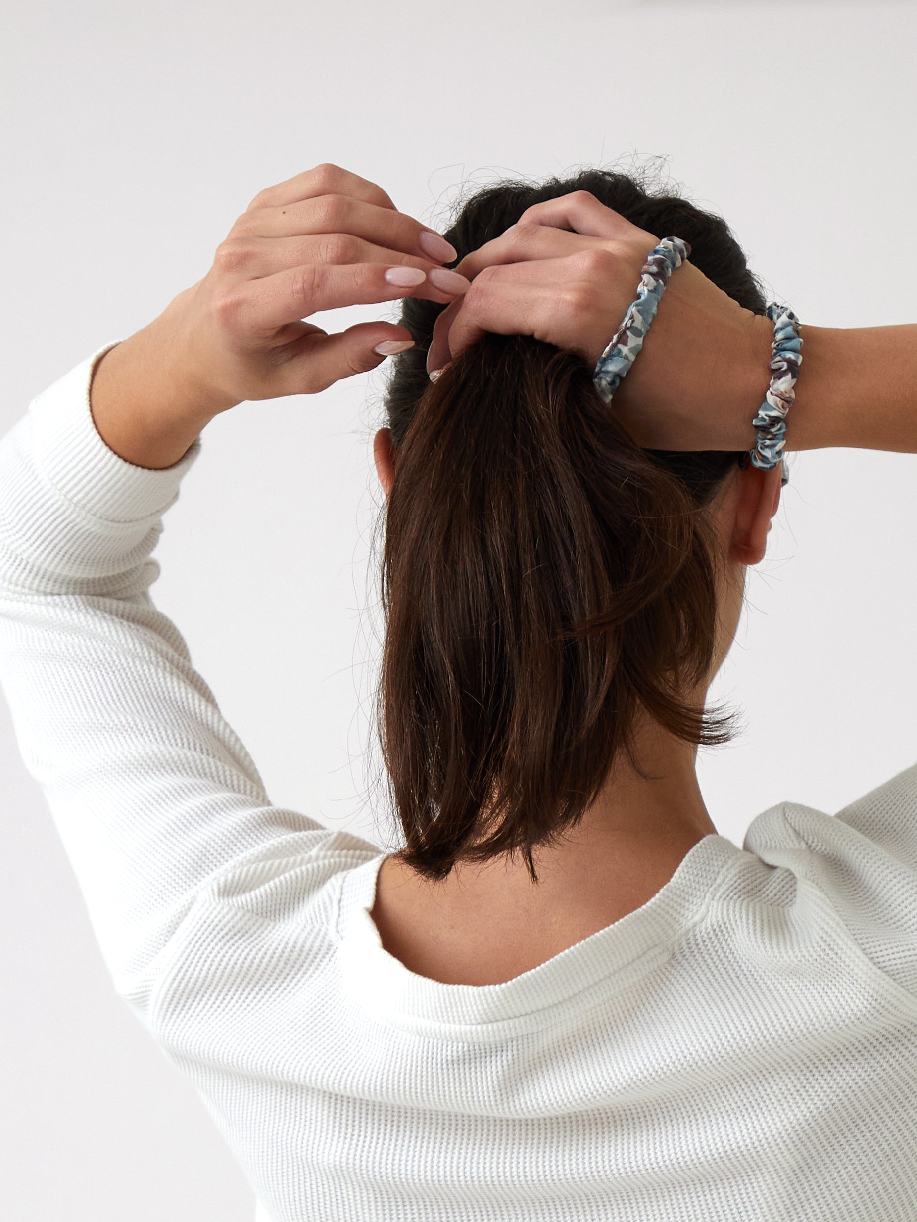 Hair Scrunchies Set of 4 | Multi-1