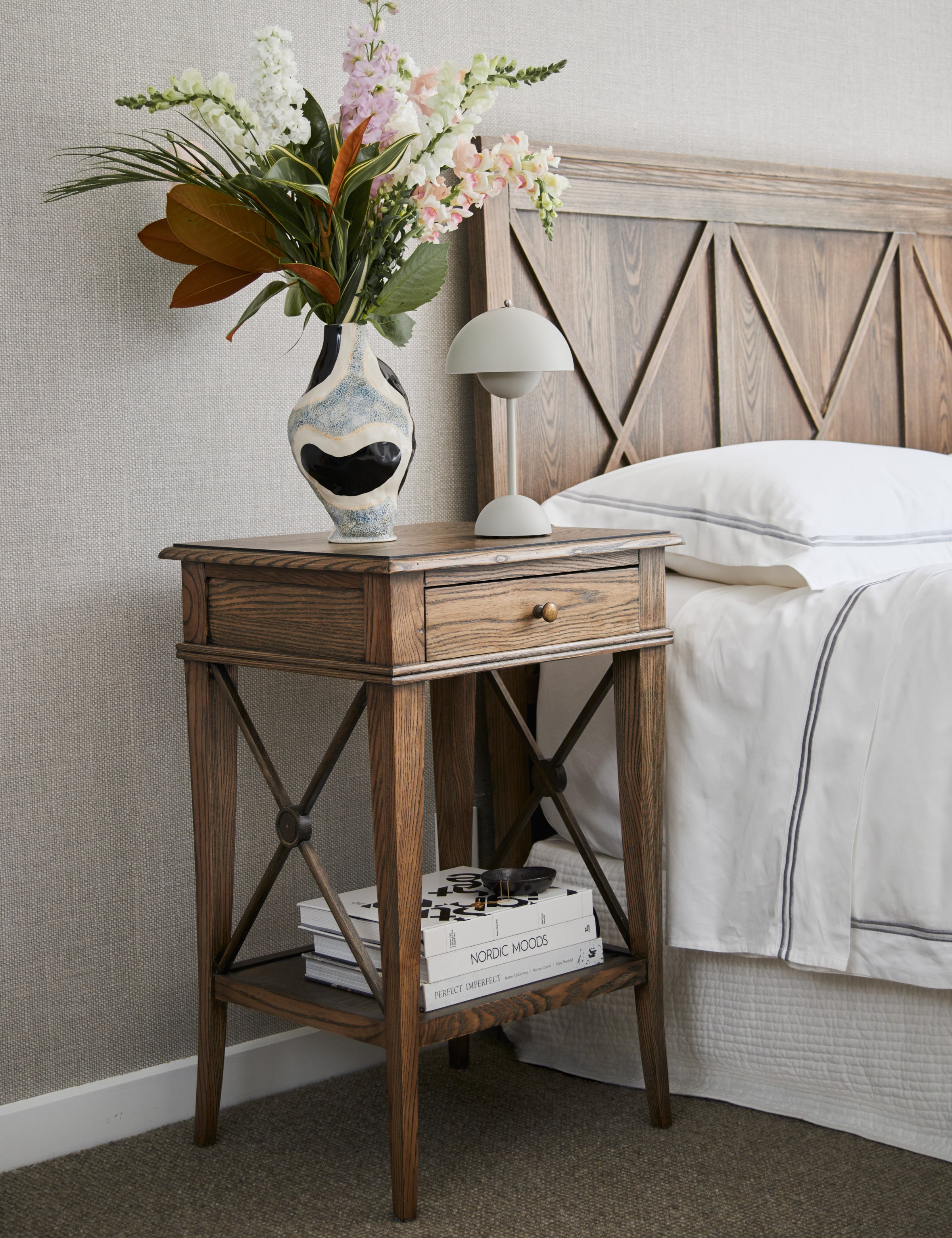 Hebrides Bedside Table | Oak-2