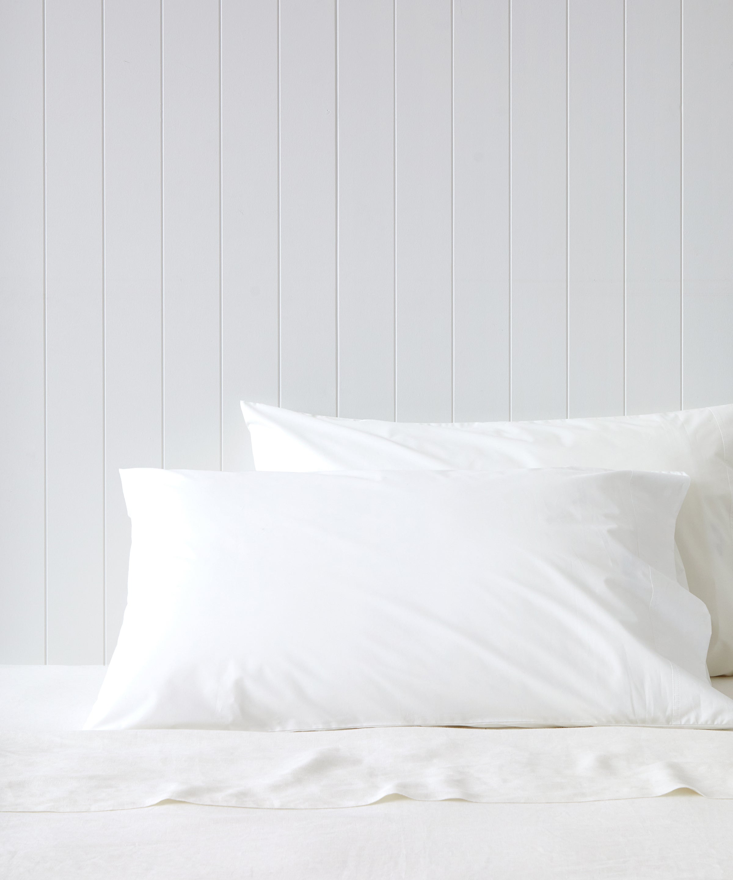 Heirloom Lodge Pillowcase Set | White-1