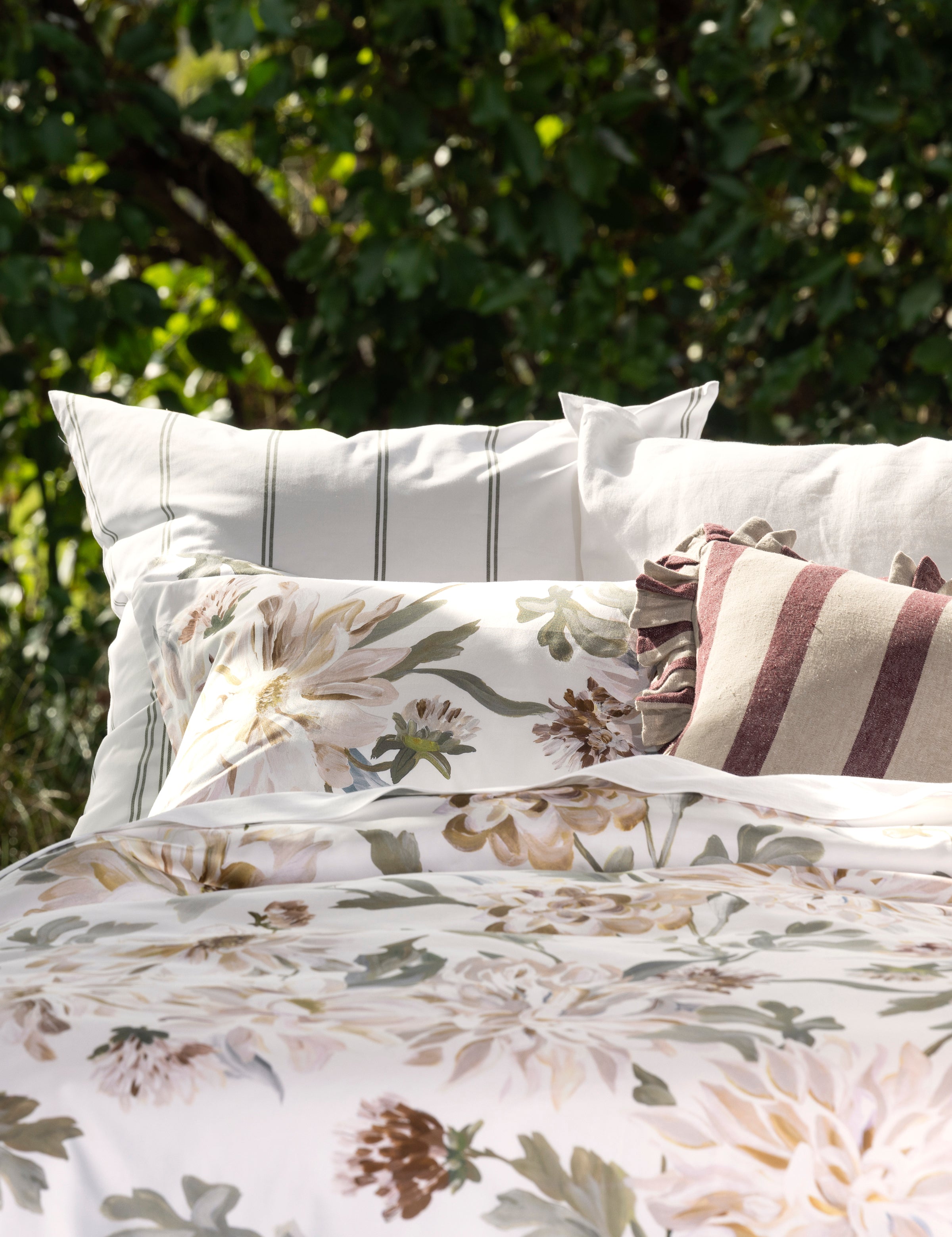 In Bloom European Pillowcase | Floral-2