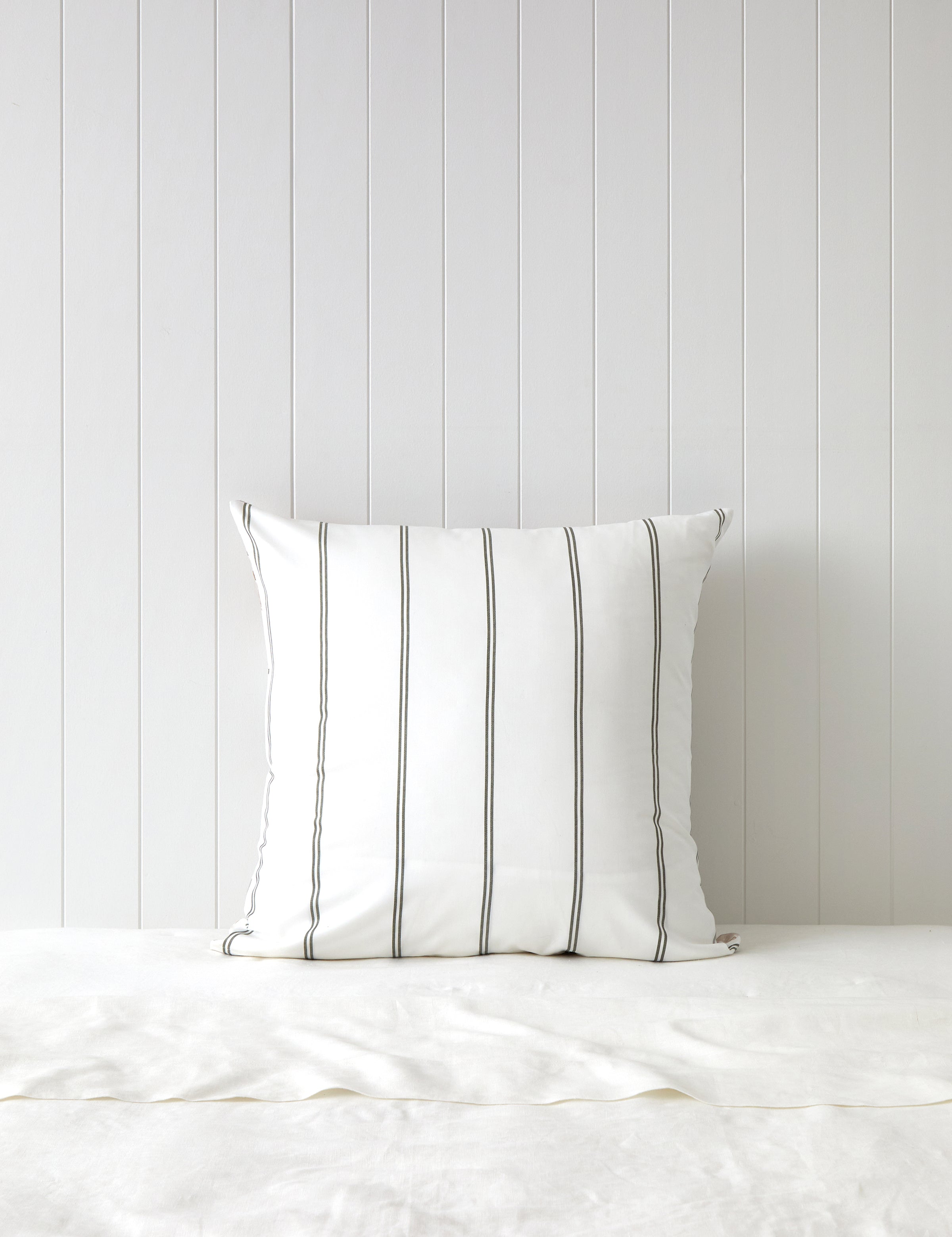 In Bloom European Pillowcase | Floral-3