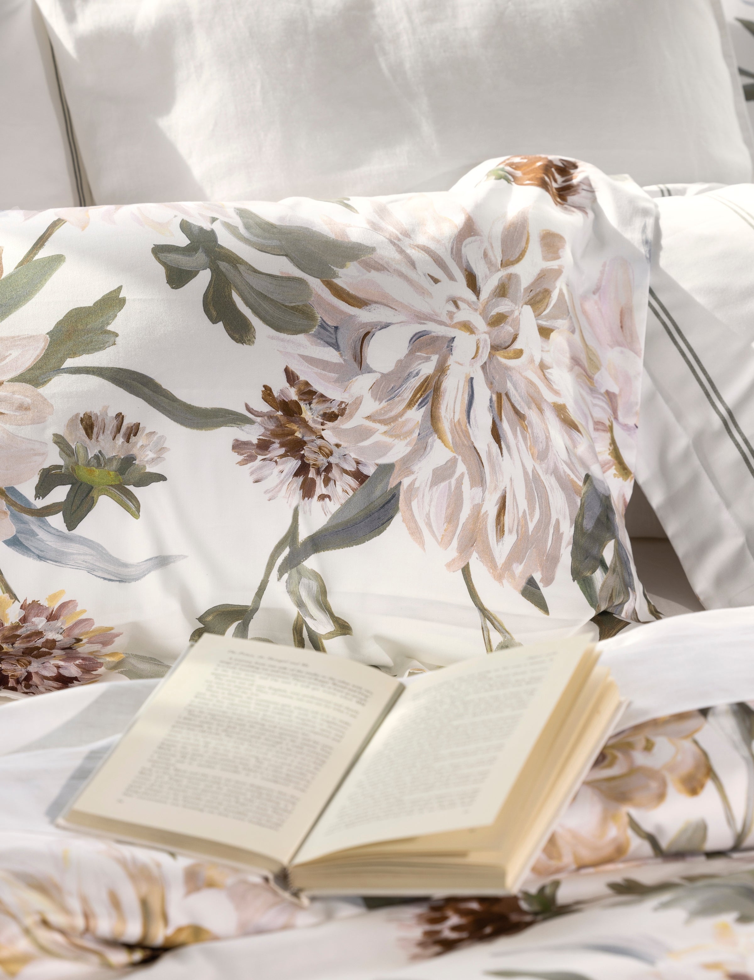 In Bloom Oxford Pillowcase Set | Floral-2